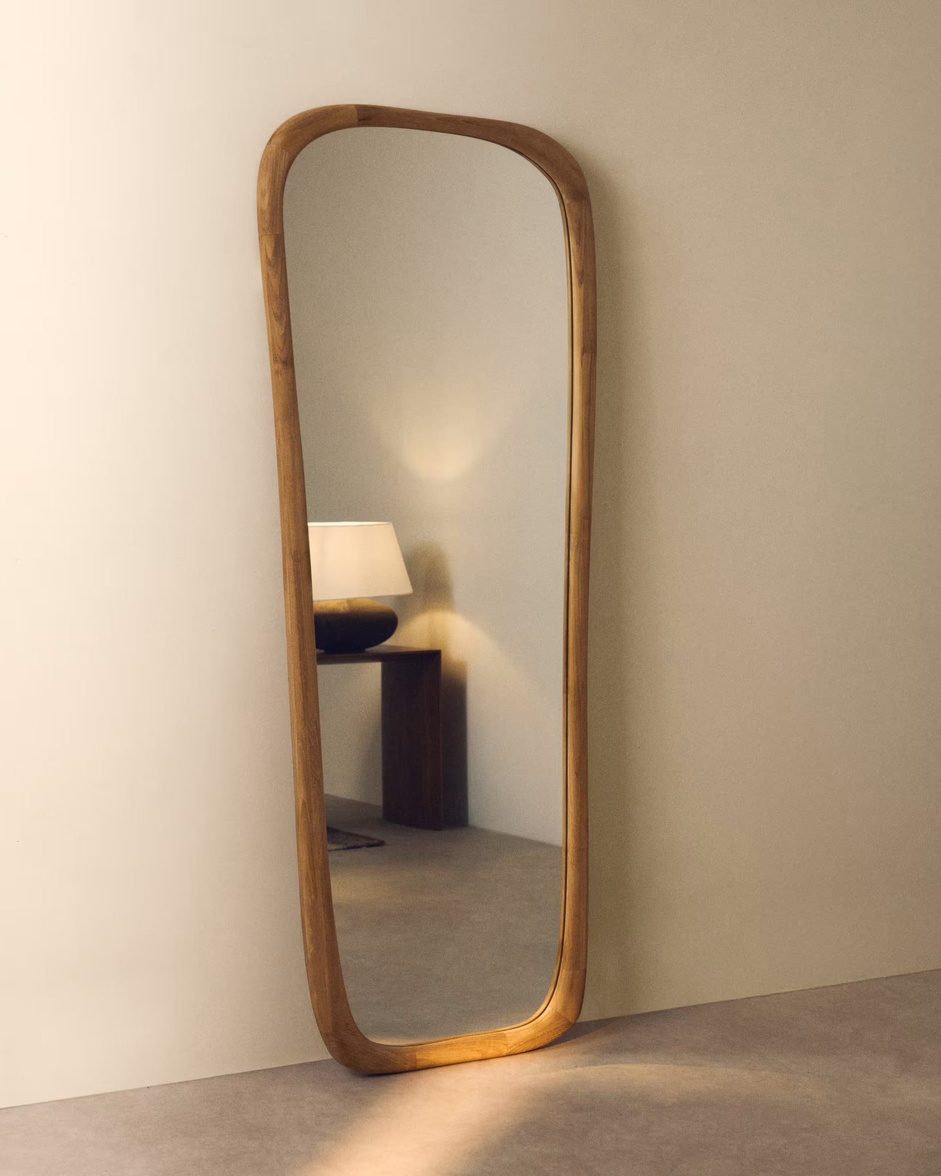 ALURA elongated mirror teak wood