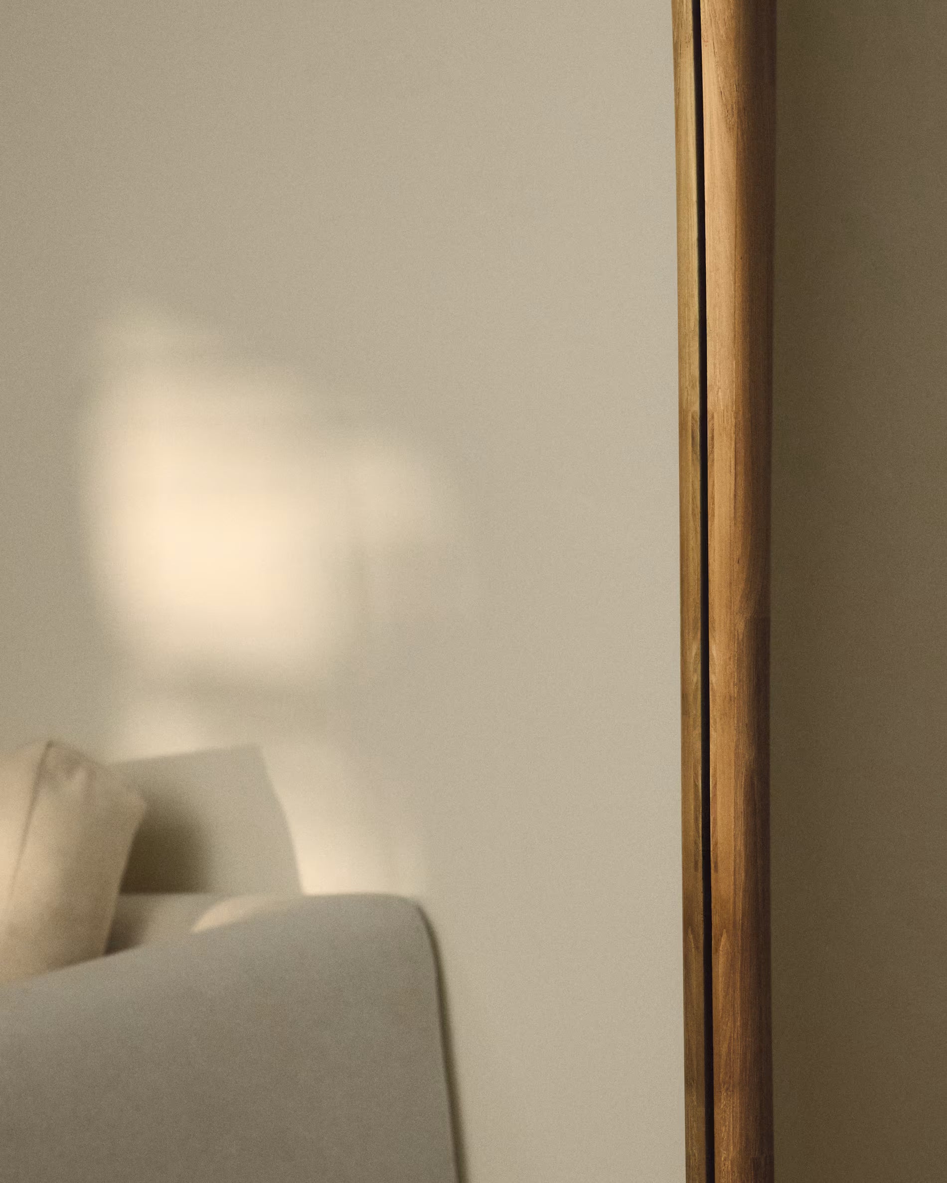 ALURA elongated mirror teak wood