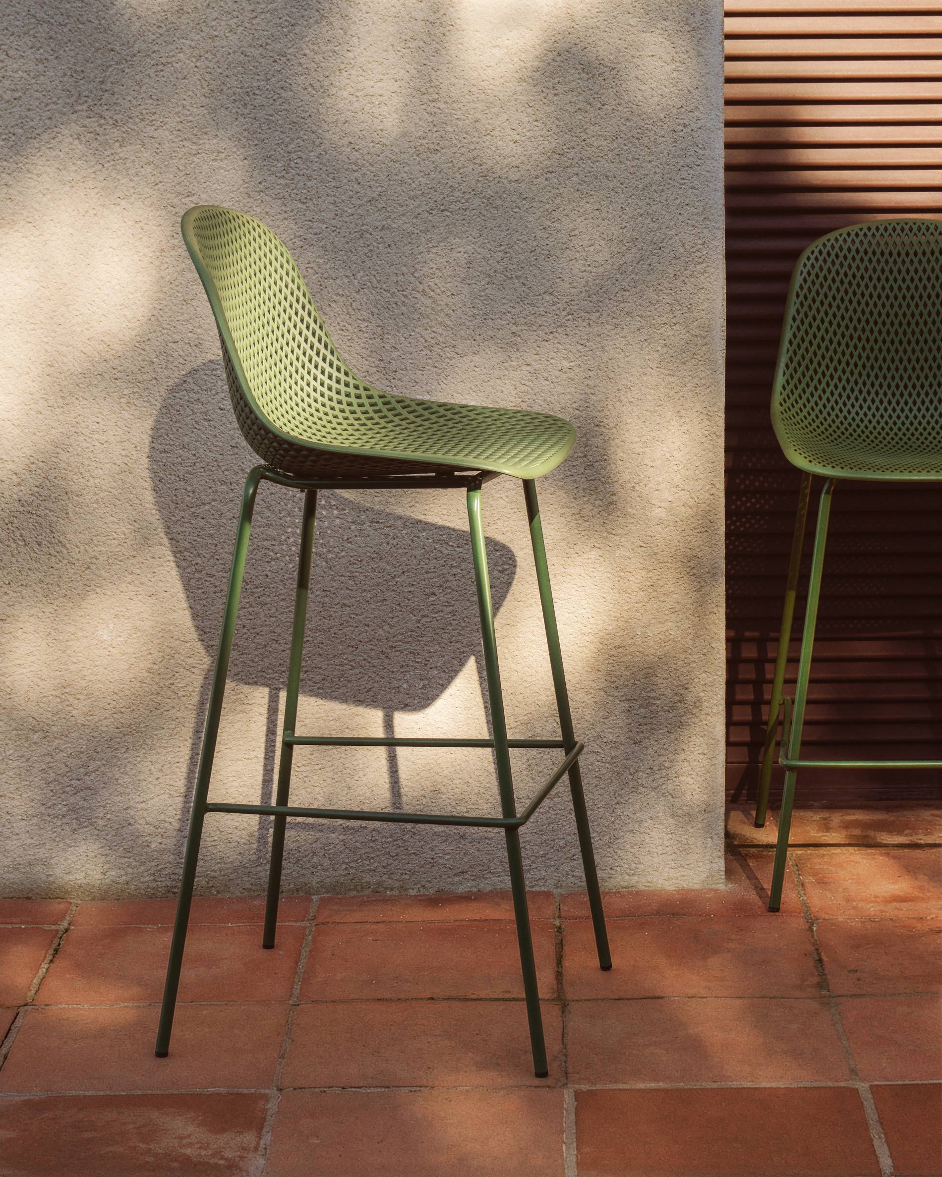 QUINBY Green Garden Stool