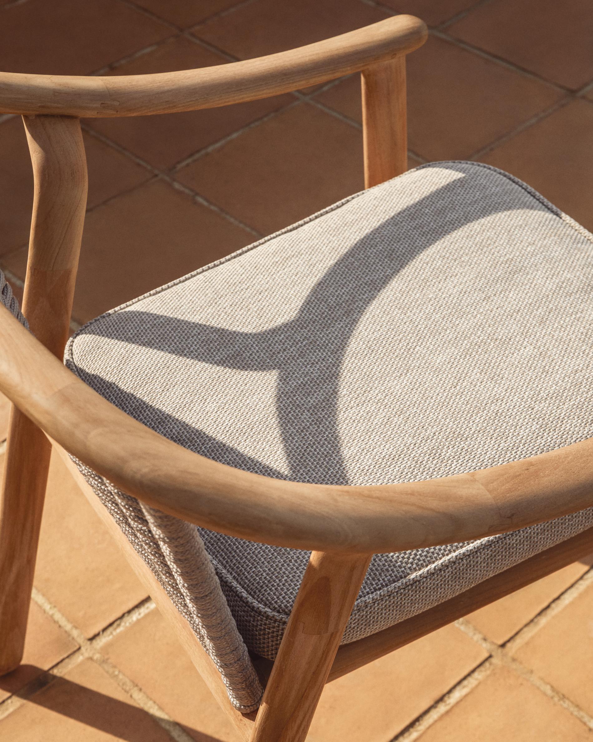 Zahradní židle ELUNDA z lehkého teakového dřeva