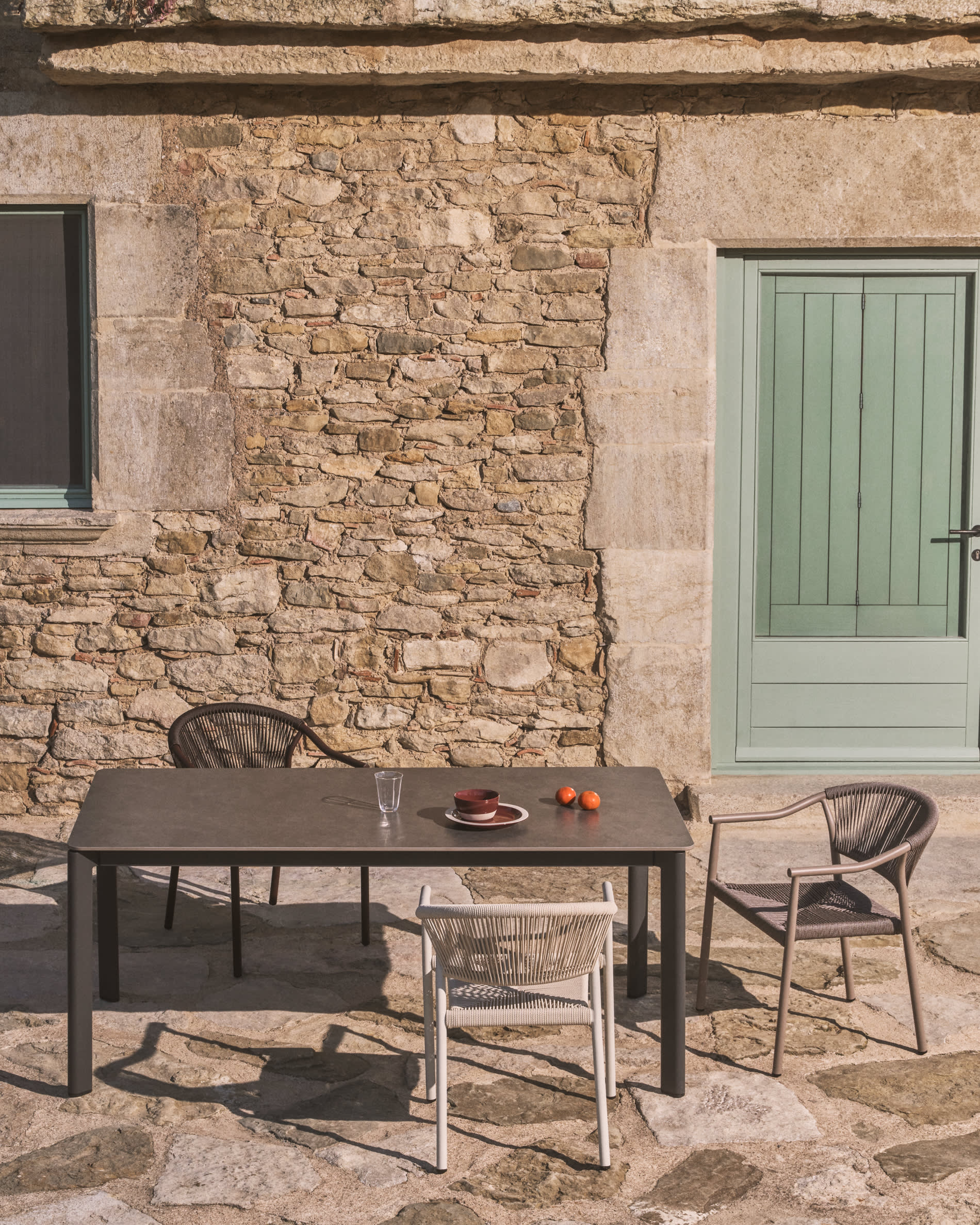 Zahradní křeslo LIVADIA taupe