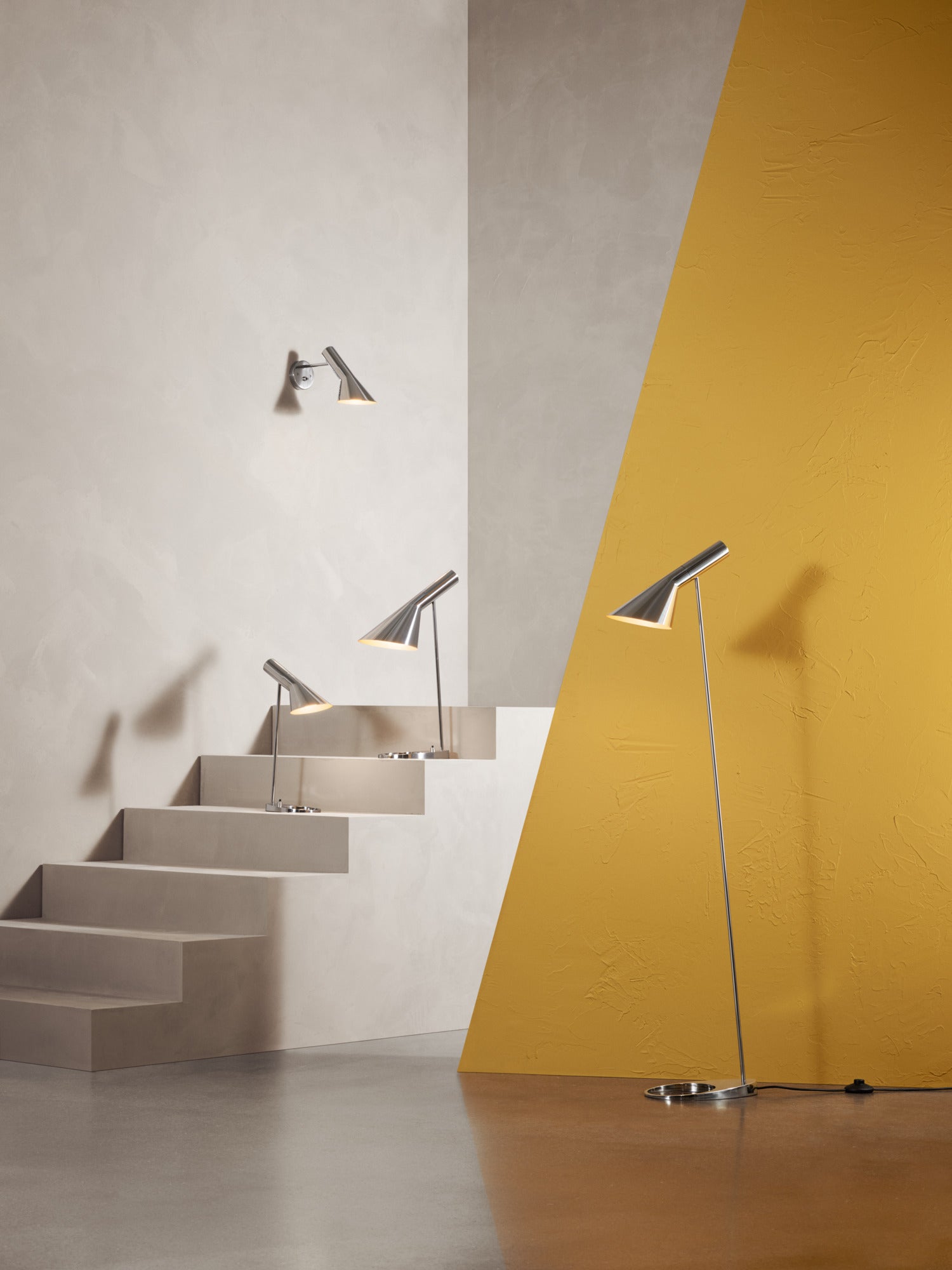 Stolní lampa AJ MINI leštěná nerezová ocel