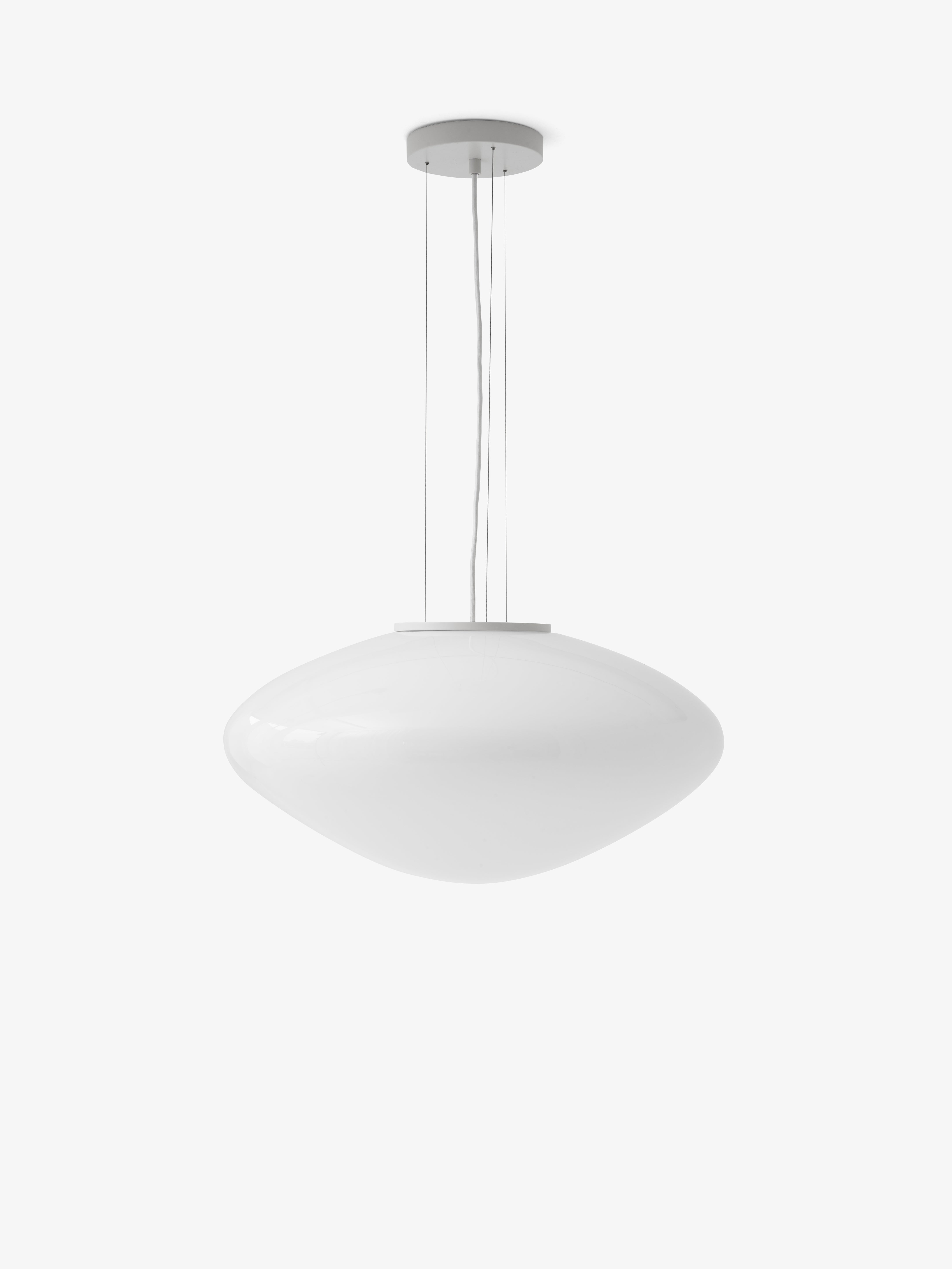 Lampa visící MIST s opálovým stínidlem