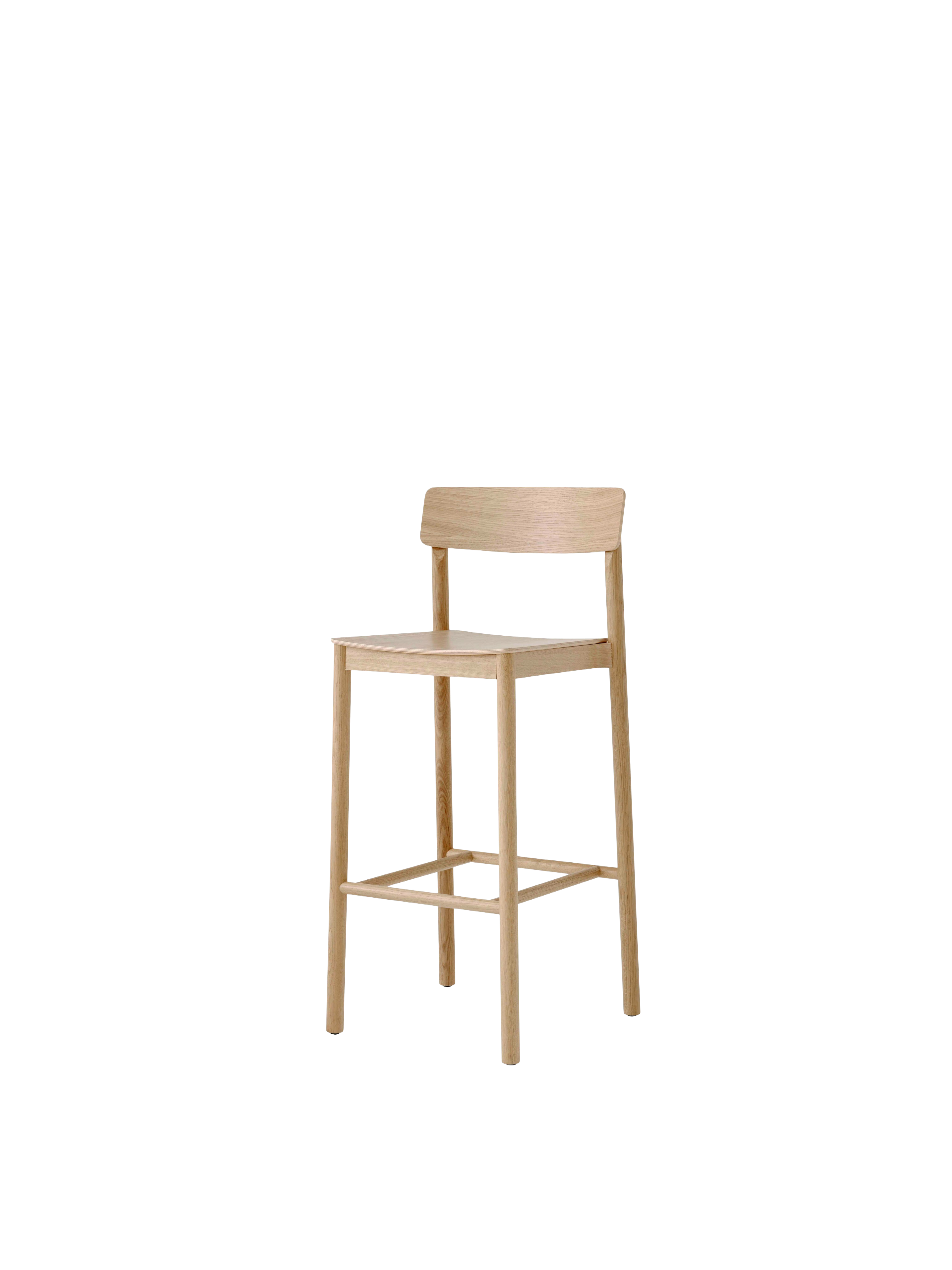 Hoker BETTY lakovaný dub