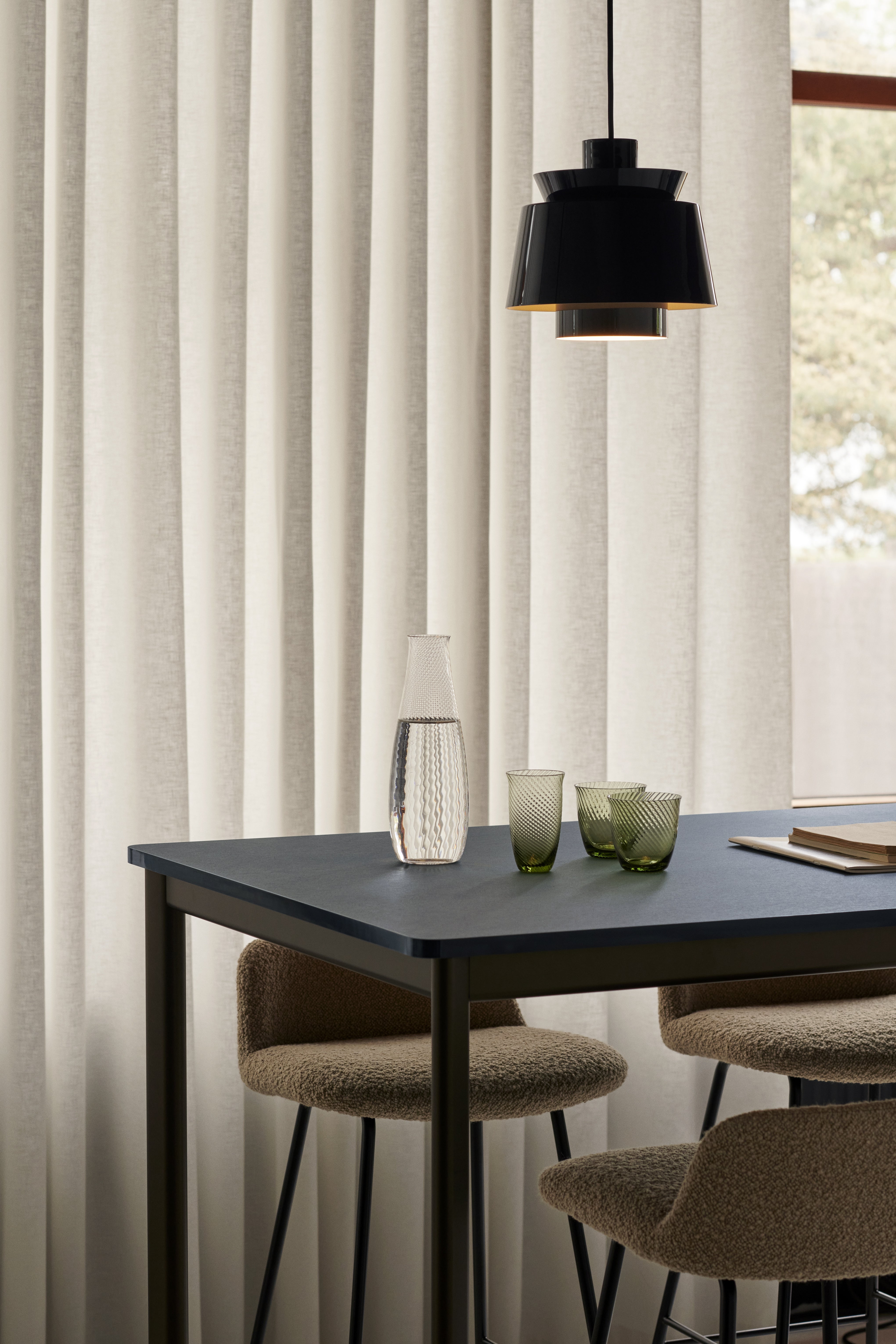 Lampa visící UTZON JU1 šedobluá