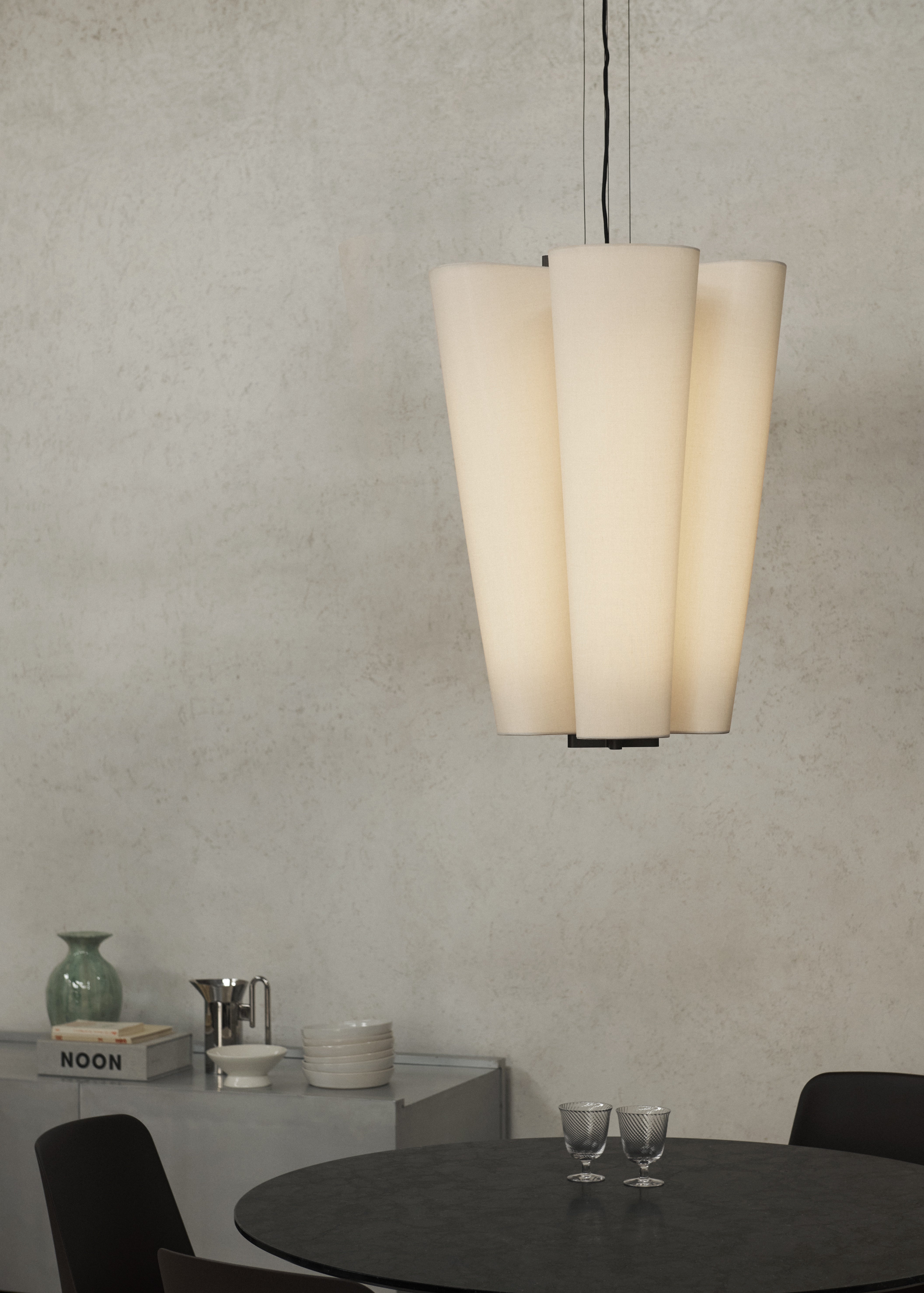 Lampa visící BELLA béžová s hnědým povrchem