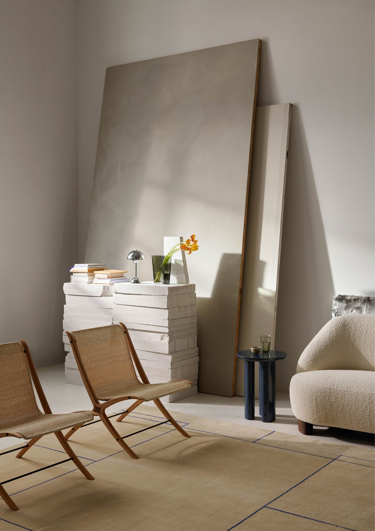 Sofa pro 2 osoby MARGAS LC3 čalouněná s dubovou základnou