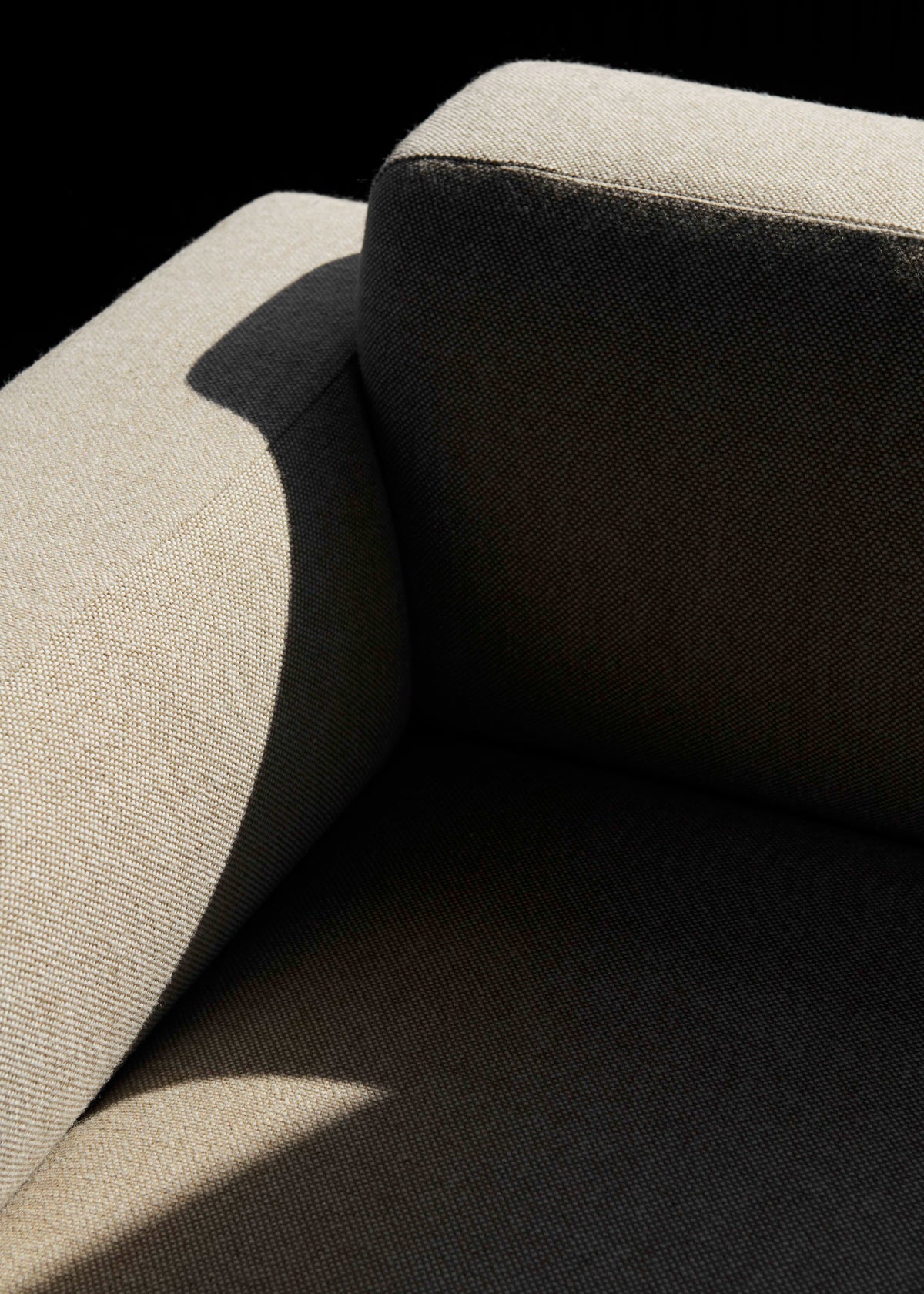 Sofa 3-osobová DEVELIUS MELLOW čalouněná