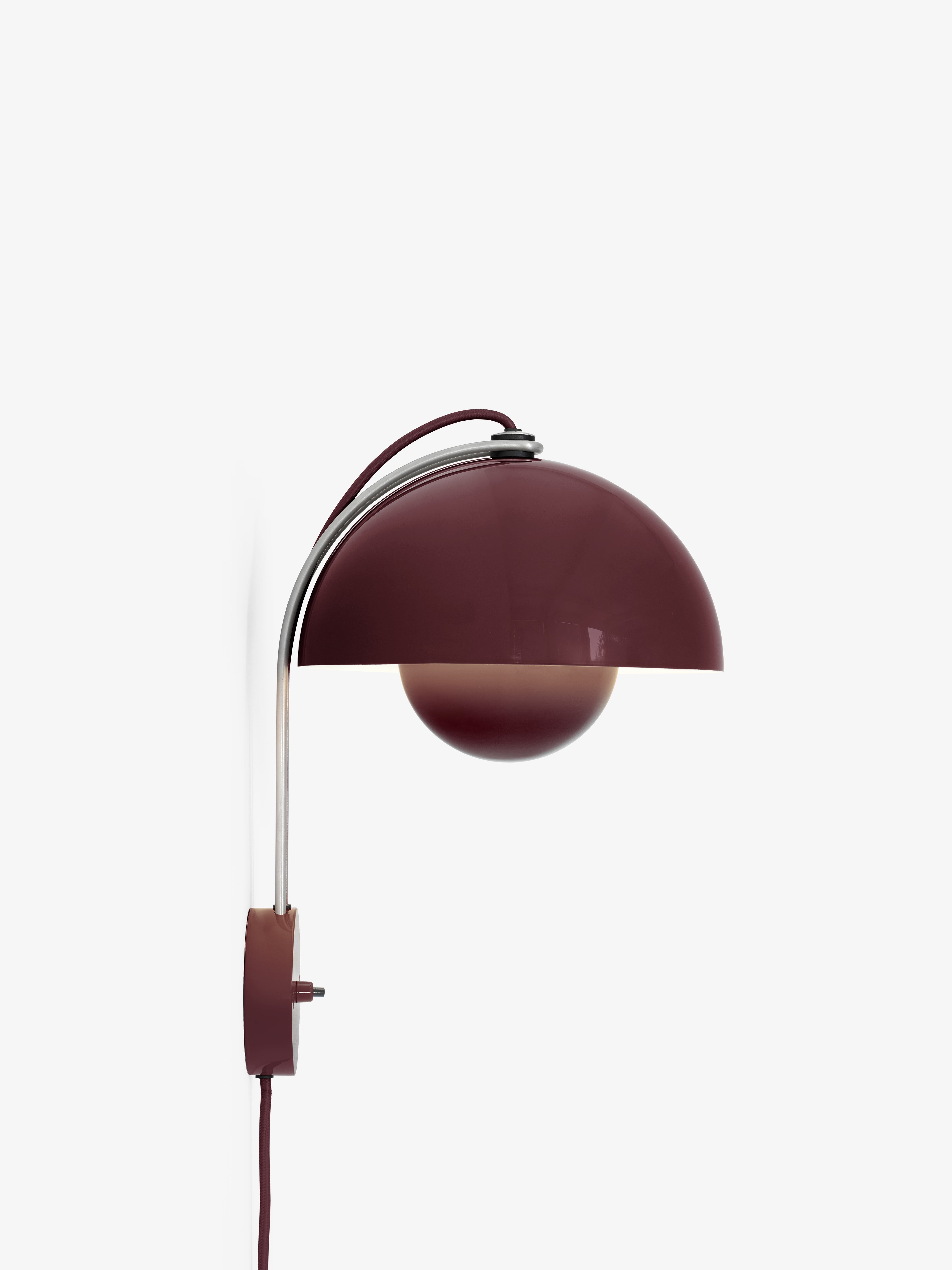 Nástěnná lampa FLOWERPOT VP8 v tmavě švestkové barvě