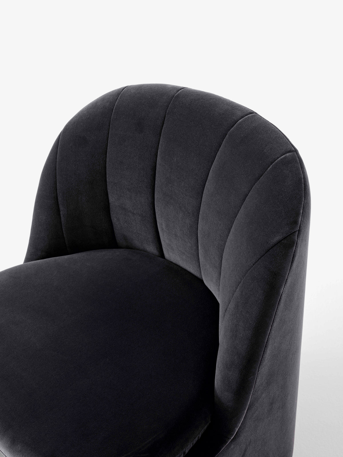 Křeslo LOAFER SC107 čalouněné