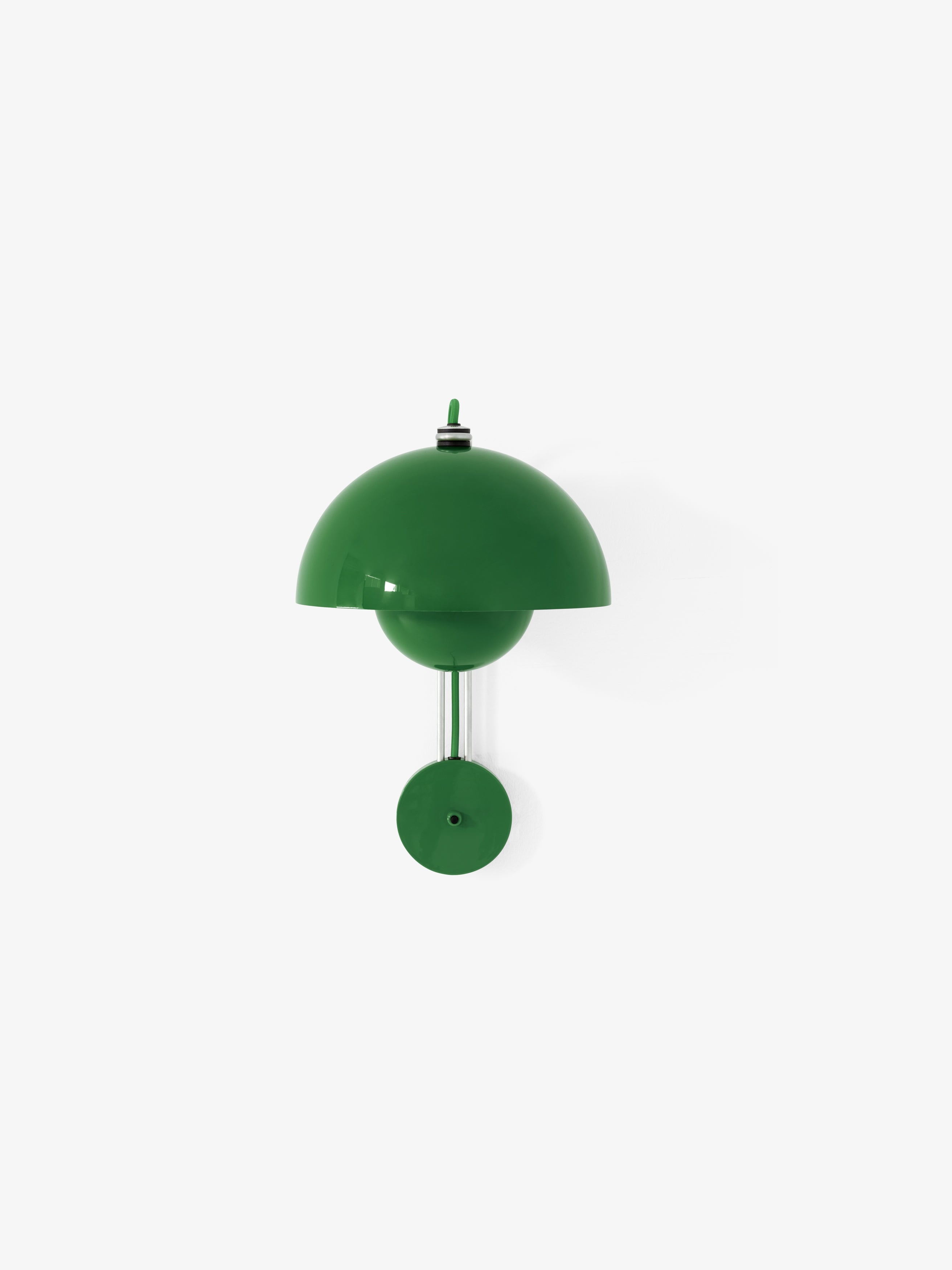 Nástěnná lampa FLOWERPOT VP8 v intenzivní zelené barvě