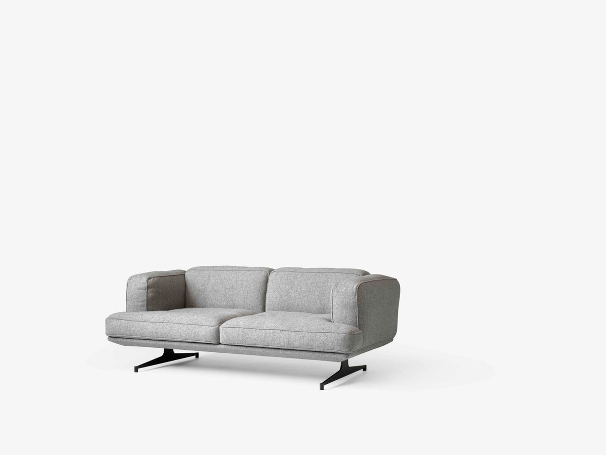 Sofa 2-osobová INLAND AV22 čalouněná s černým podstavcem
