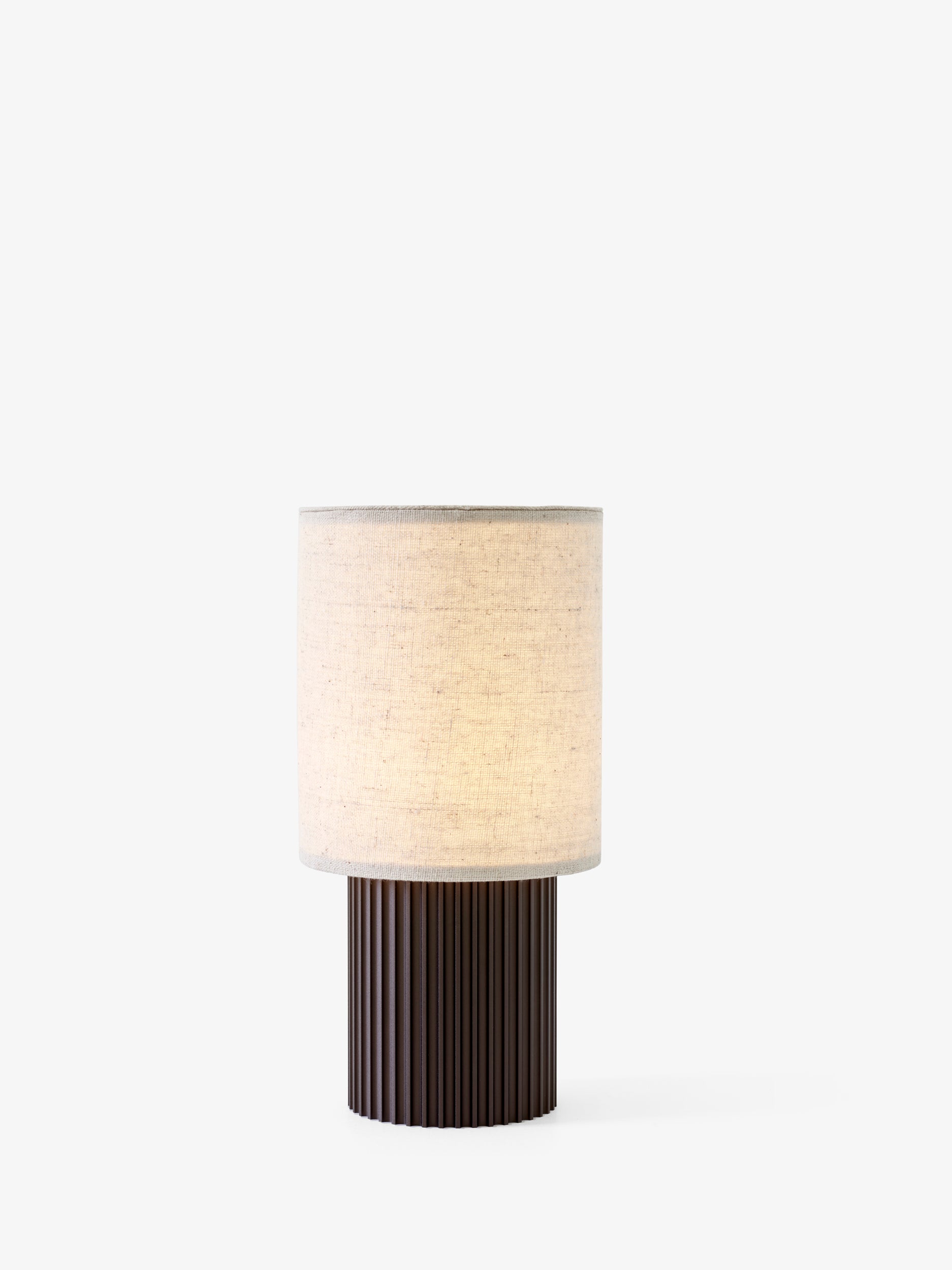 Přenosná lampa MANHATTAN s textilním stínidlem a hnědým podstavcem