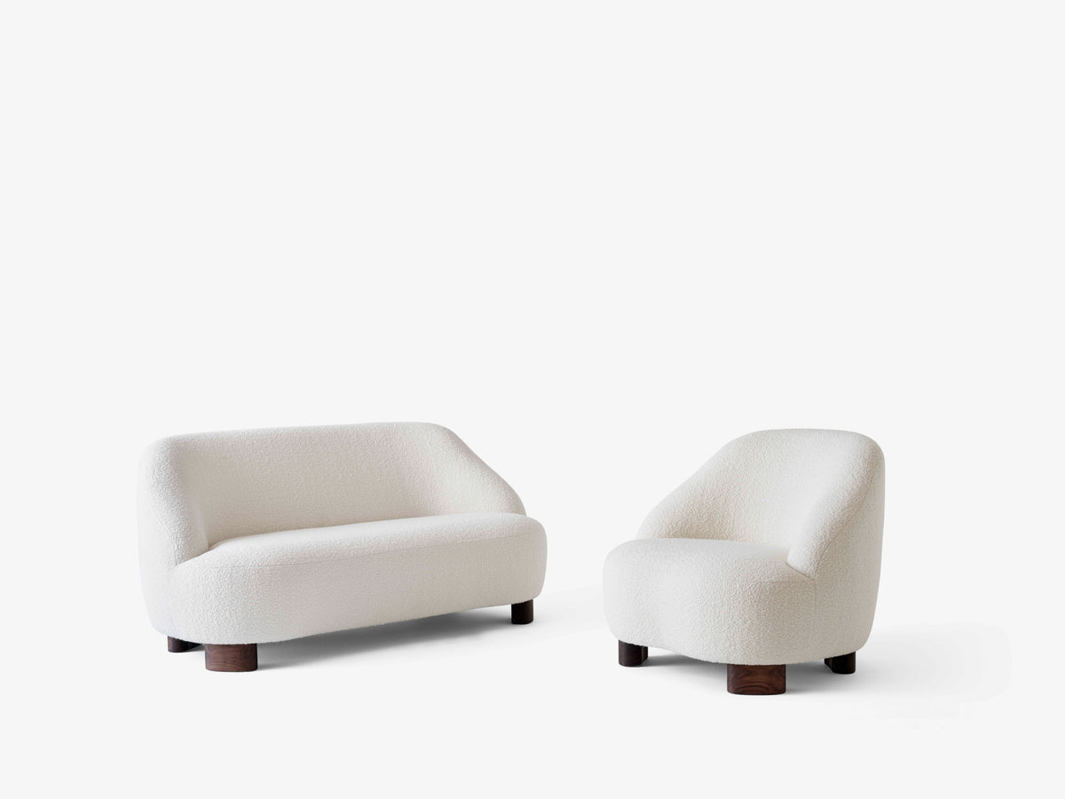 Sofa pro 2 osoby MARGAS LC3 čalouněná s dubovou základnou