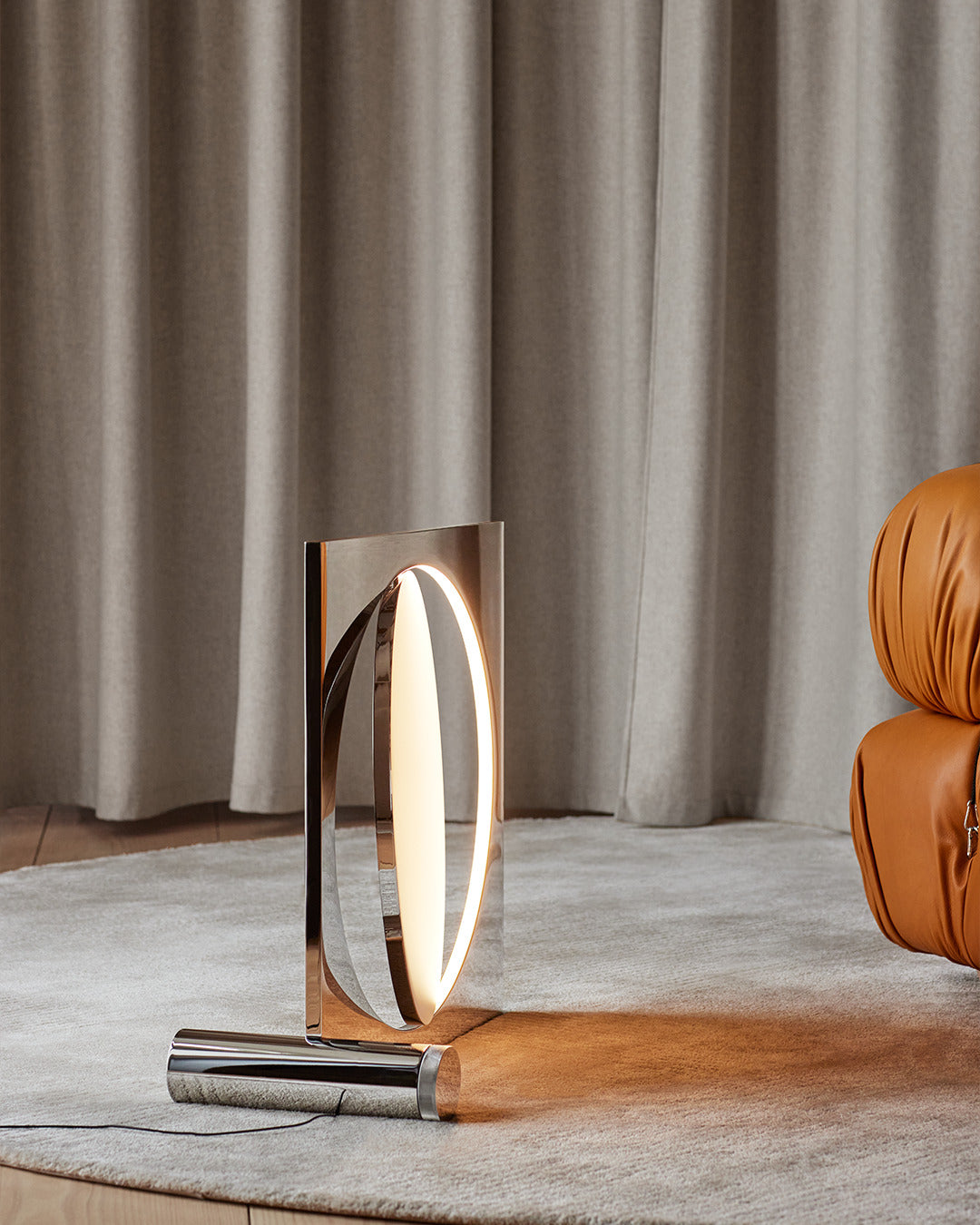 Stojací lampa MOONSETTER chromovaná