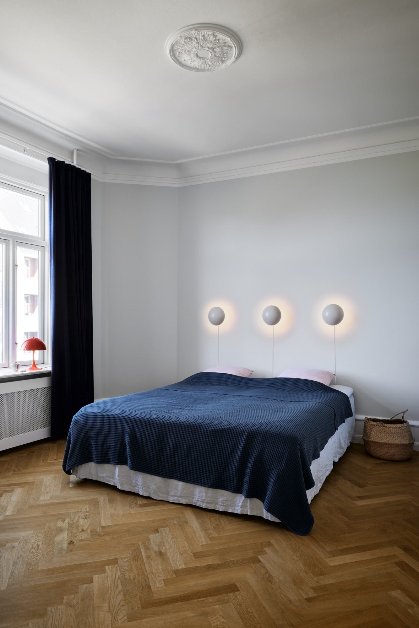 Nástěnná lampa PH HAT bílá
