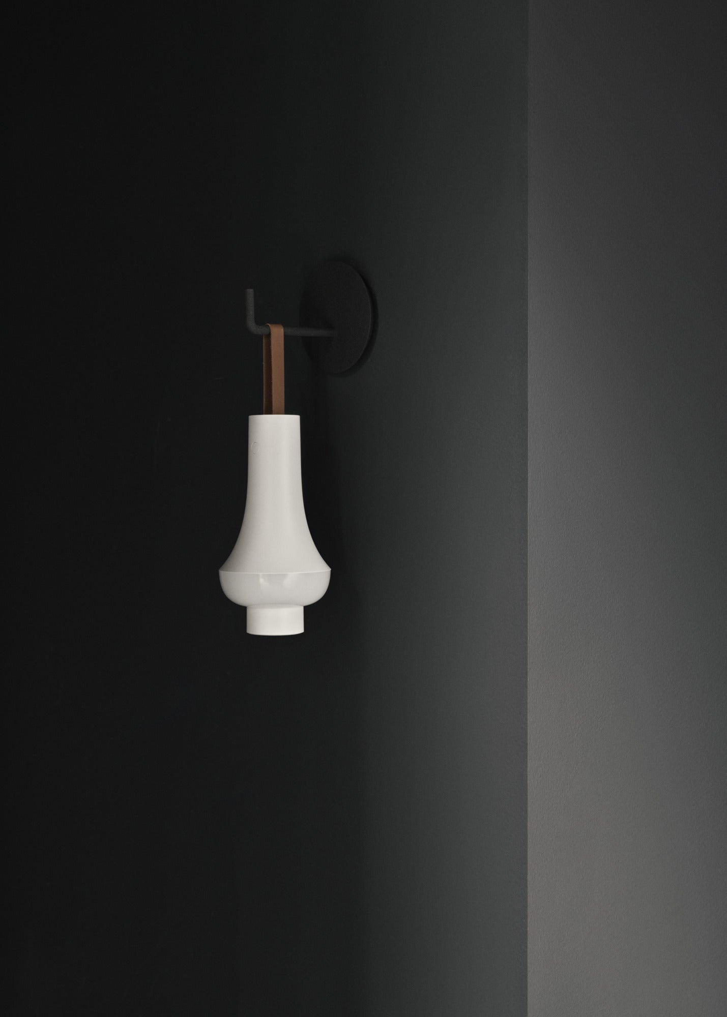 Přenosná lampa TOMOSHI bílá