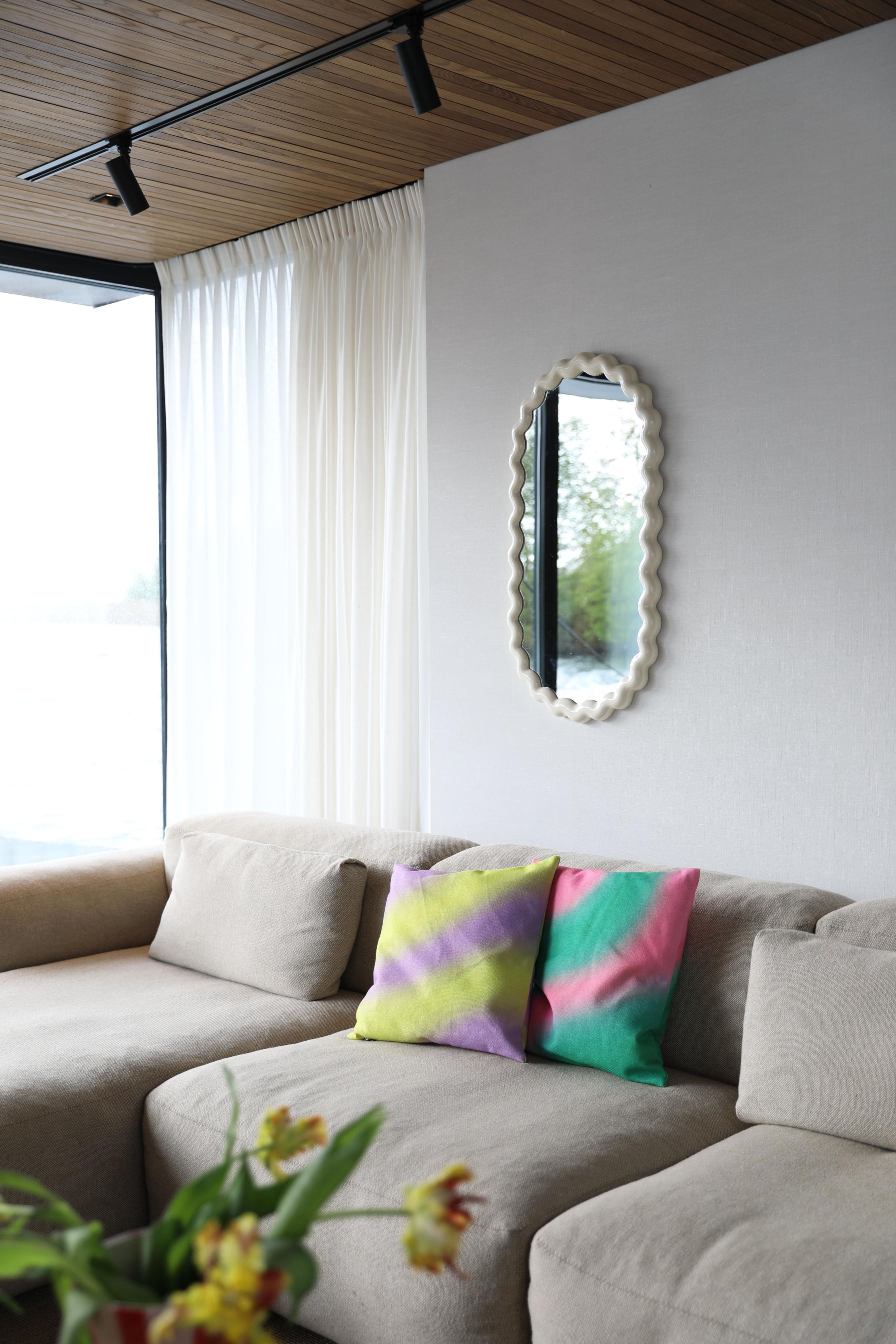 Ovalné zrcadlo ZIGZAG zelené