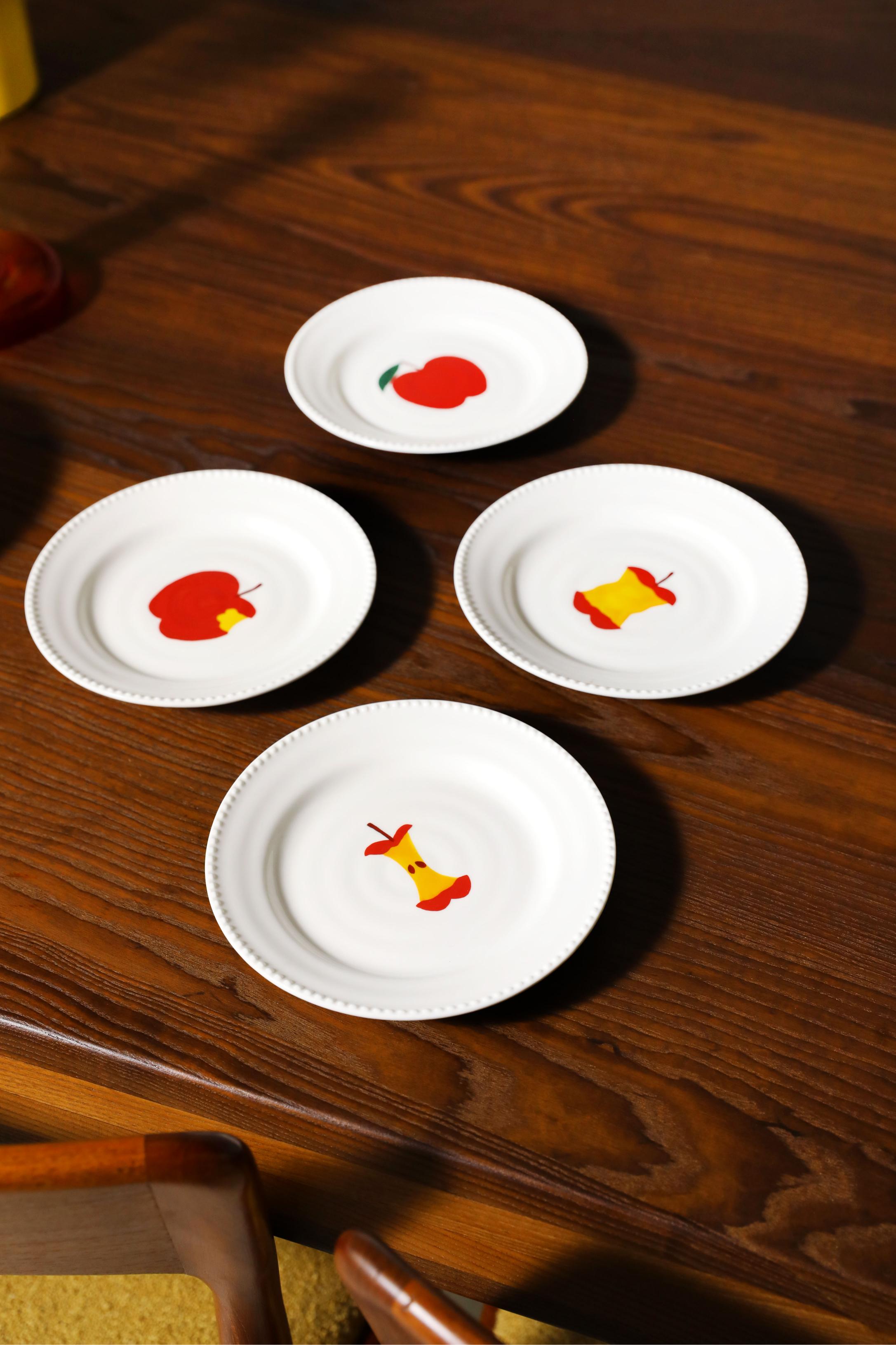 Sada dezertních talířů HAINES bílá s červenou a oranžovou