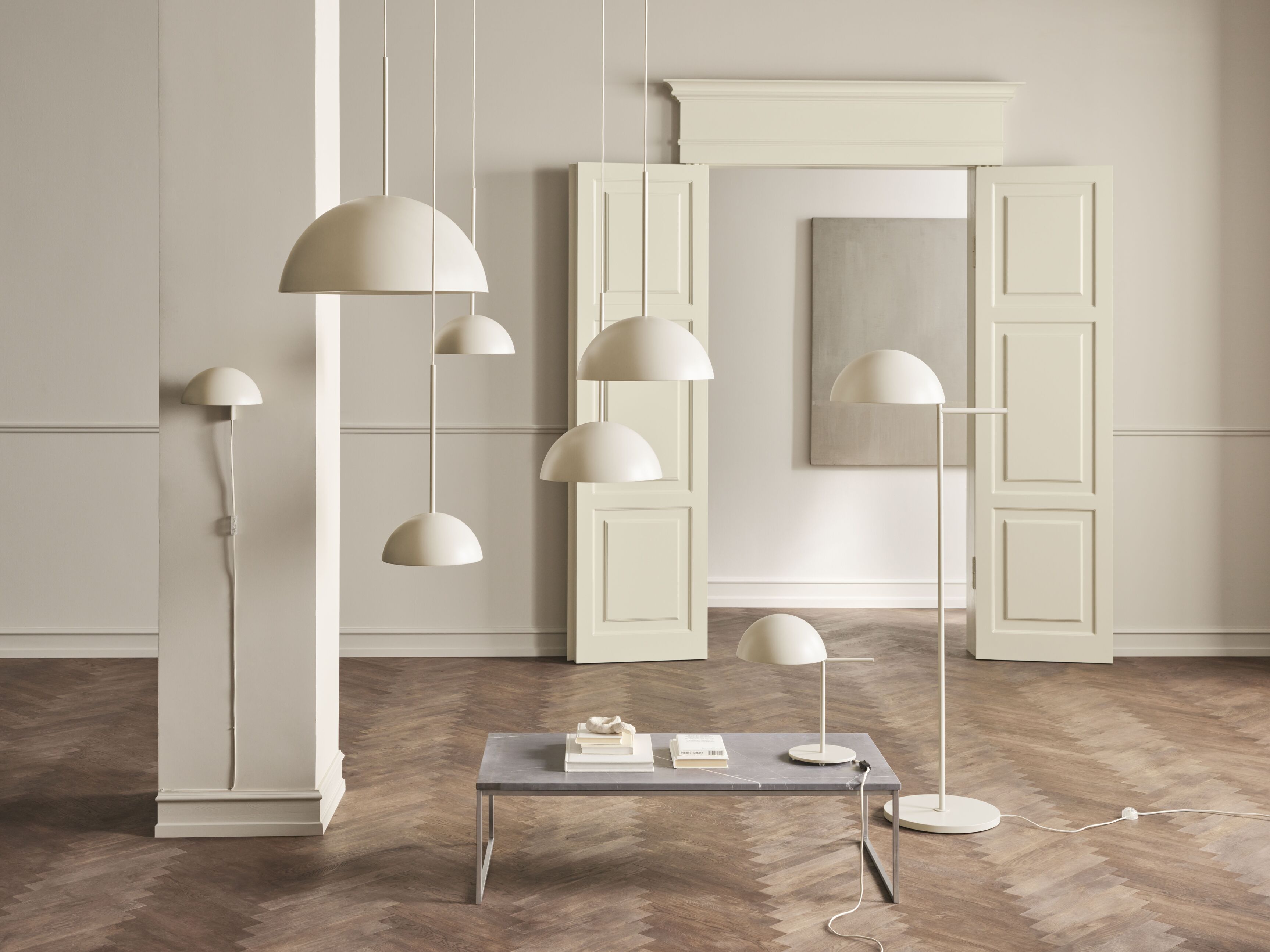 Stojací lampa ALUNA černá