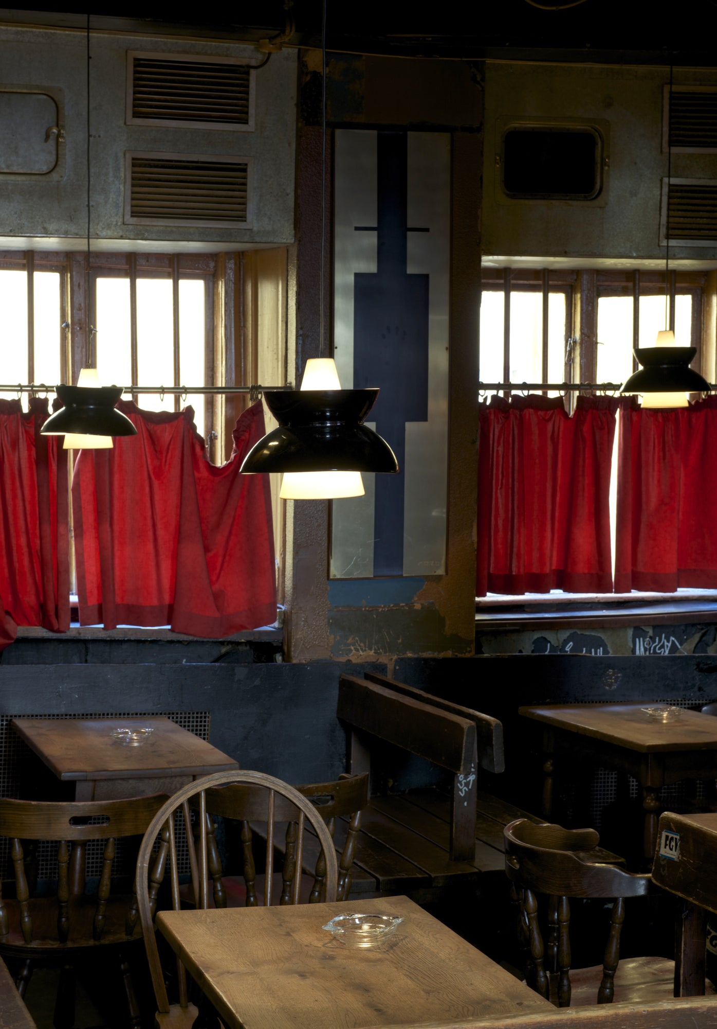 DOO-WOP pendant lamp white with dark gray finish