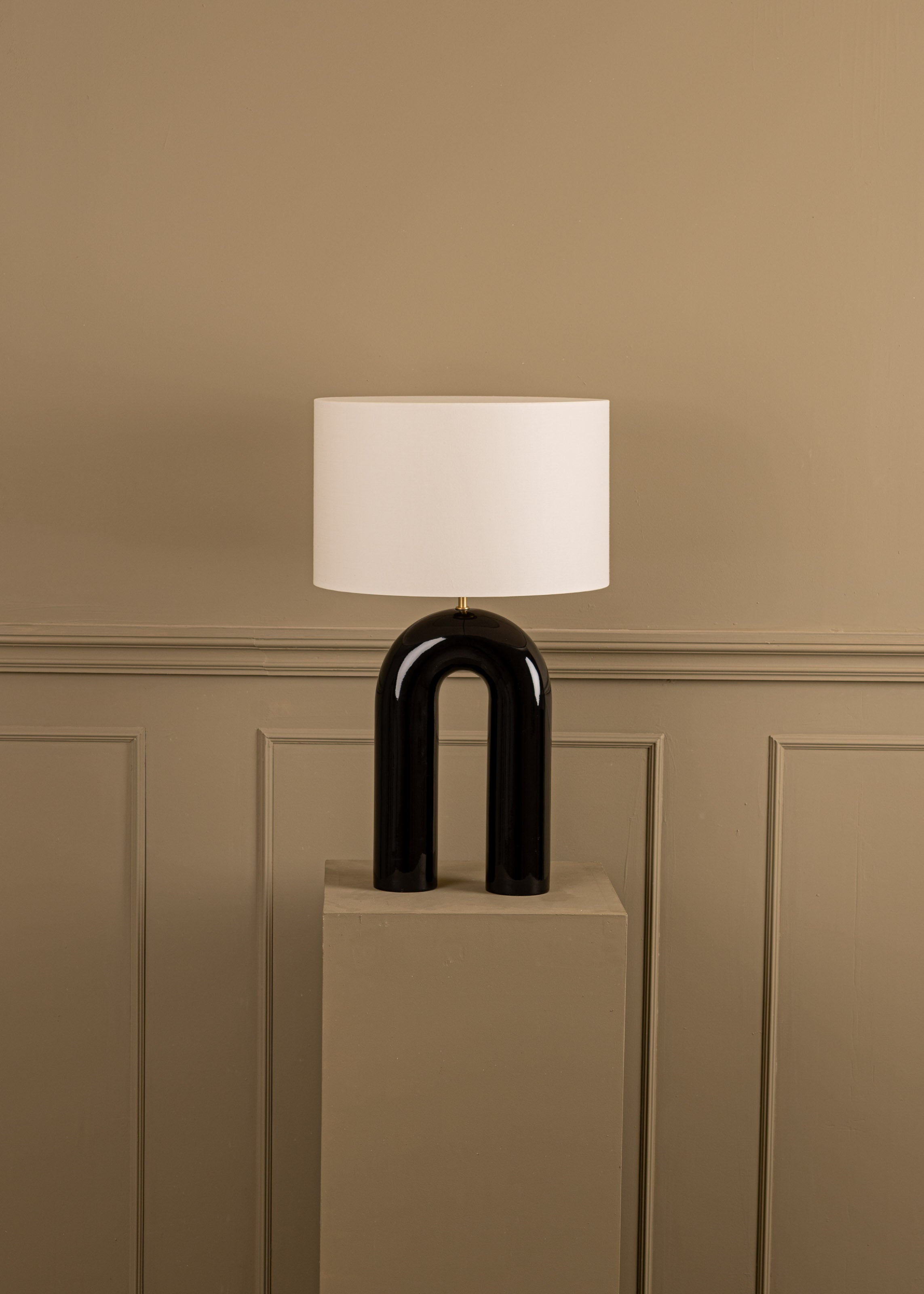 Keramická stolní lampa ARKO černá