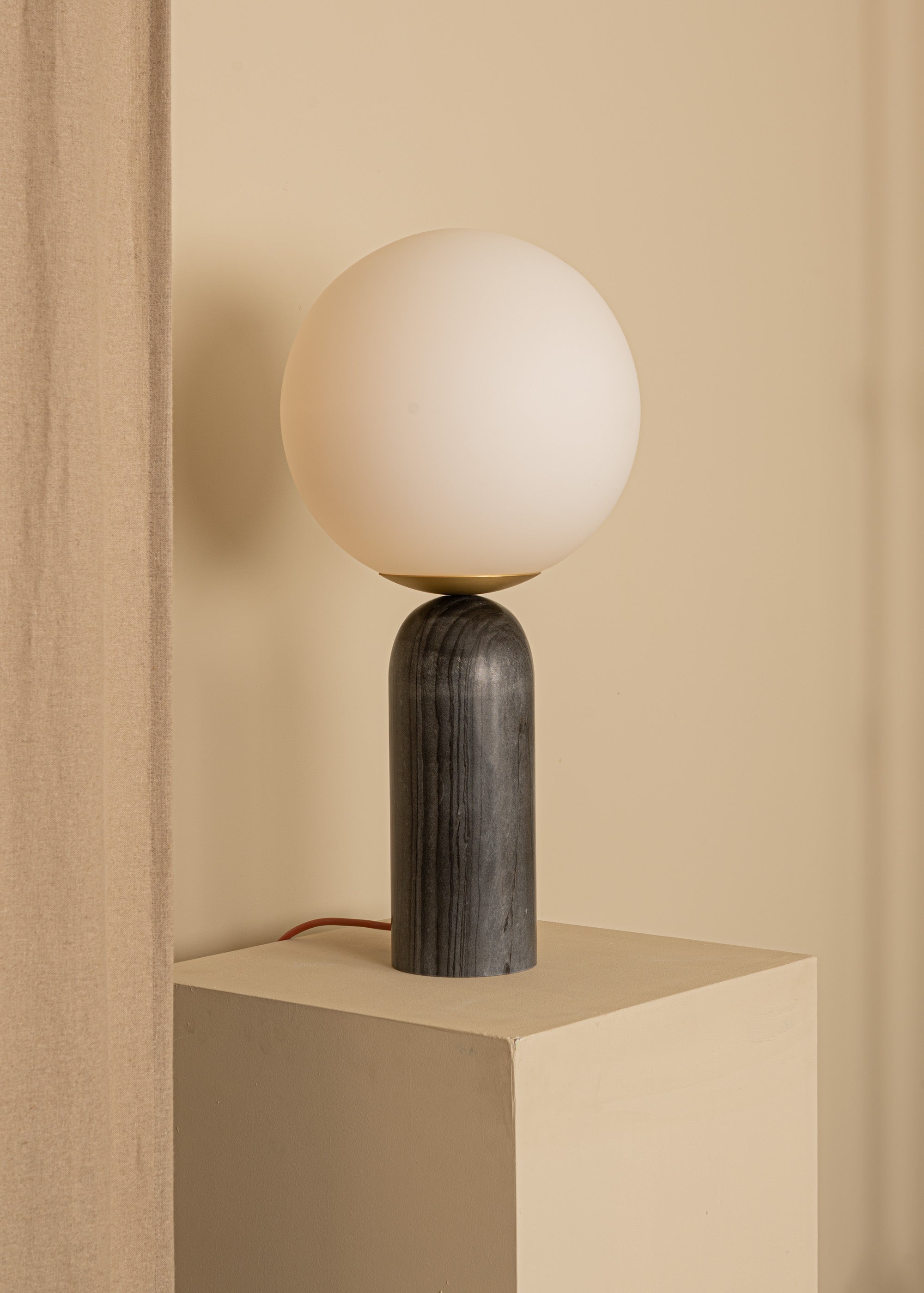 ATLAS Black Marble Table Lamp
