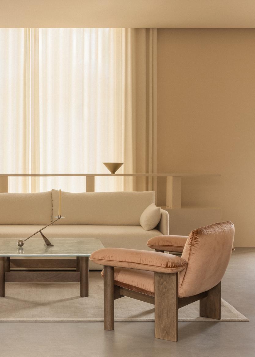 BRASILIA cream armchair with oak base