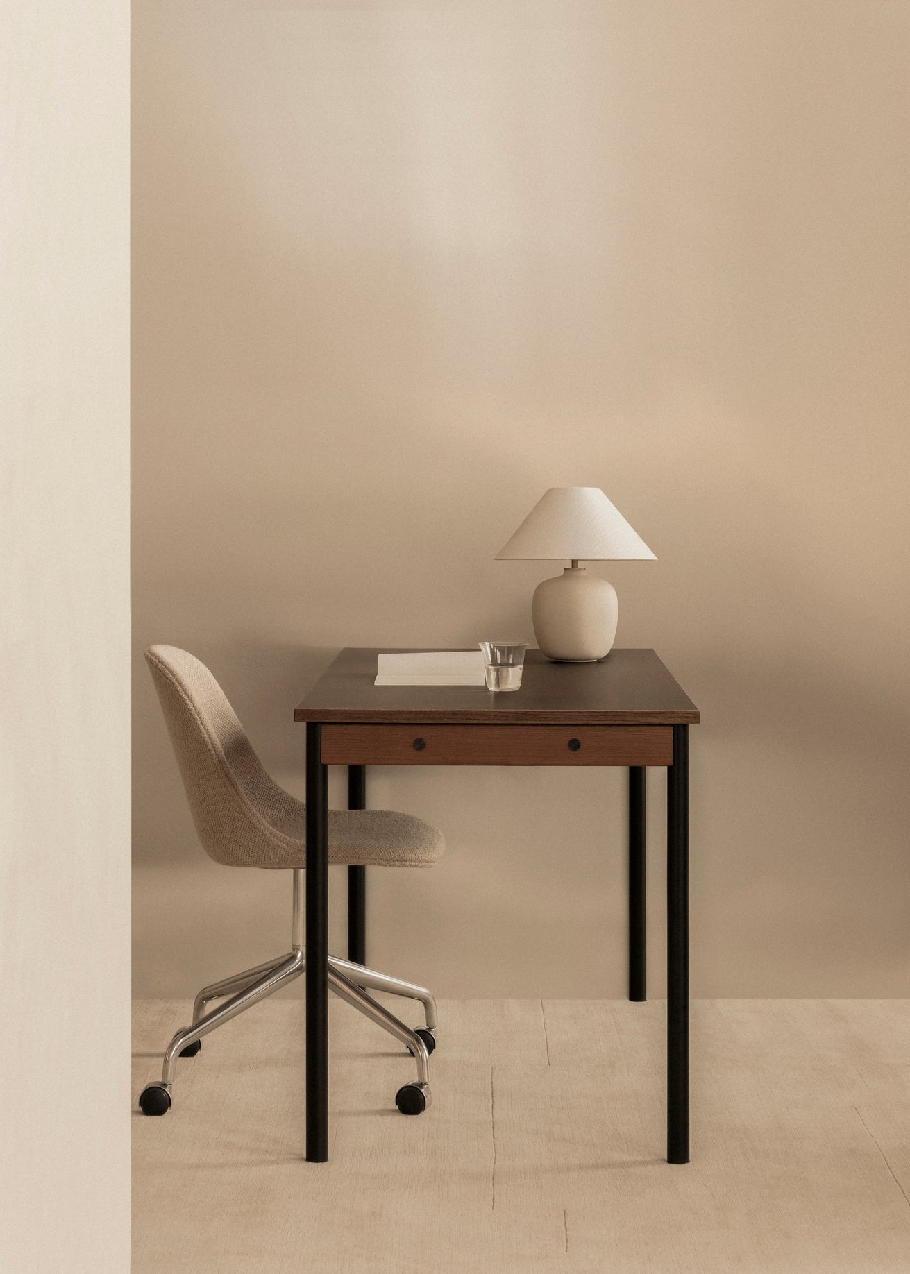 Stolní lampa TORSO bílá keramika