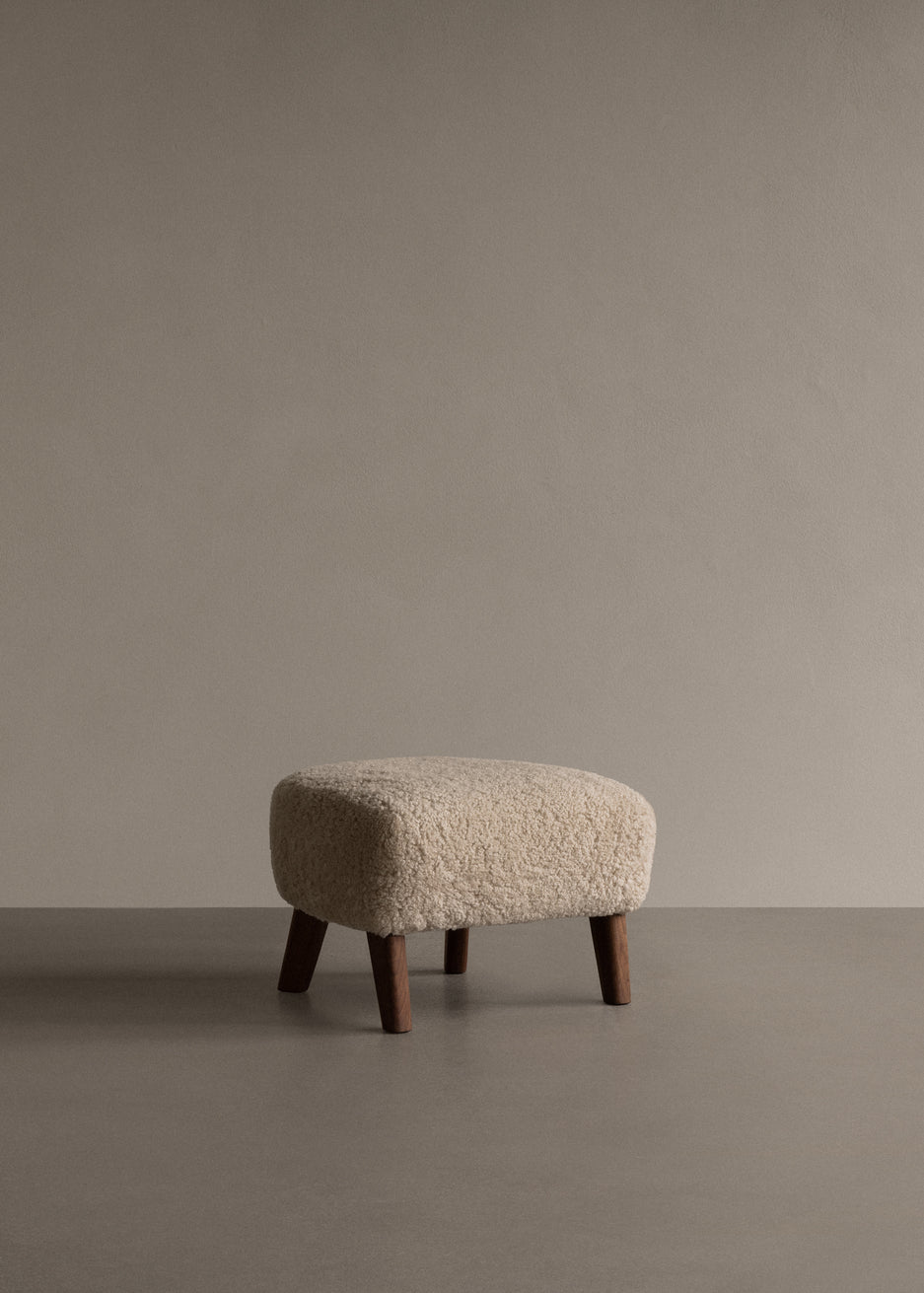 MY OWN CHAIR Ottoman sheep leather with walnut base