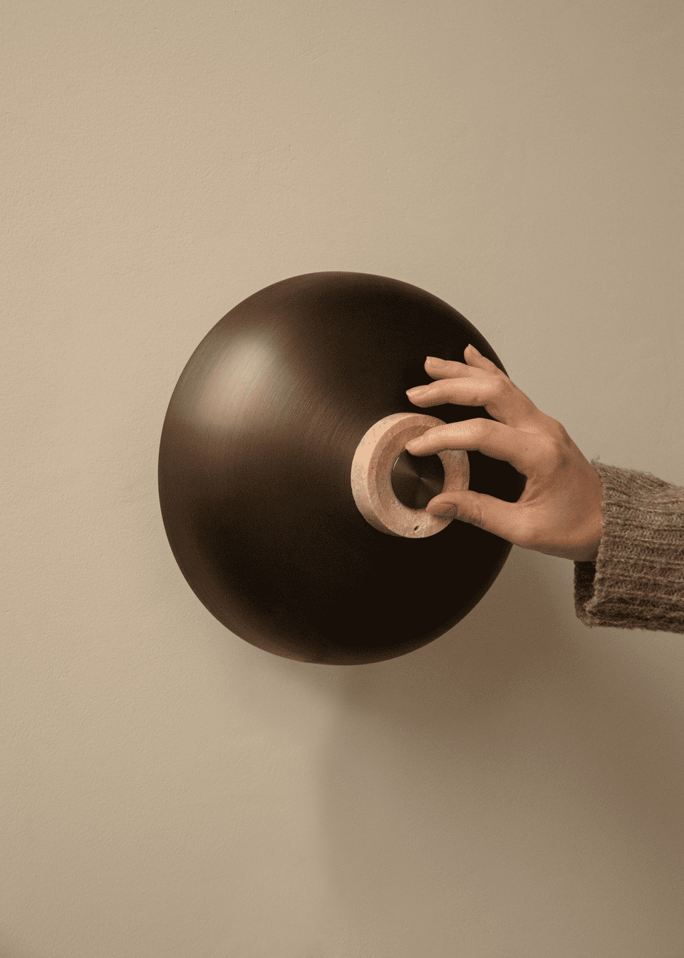 REVERSE wall lamp brown aluminum