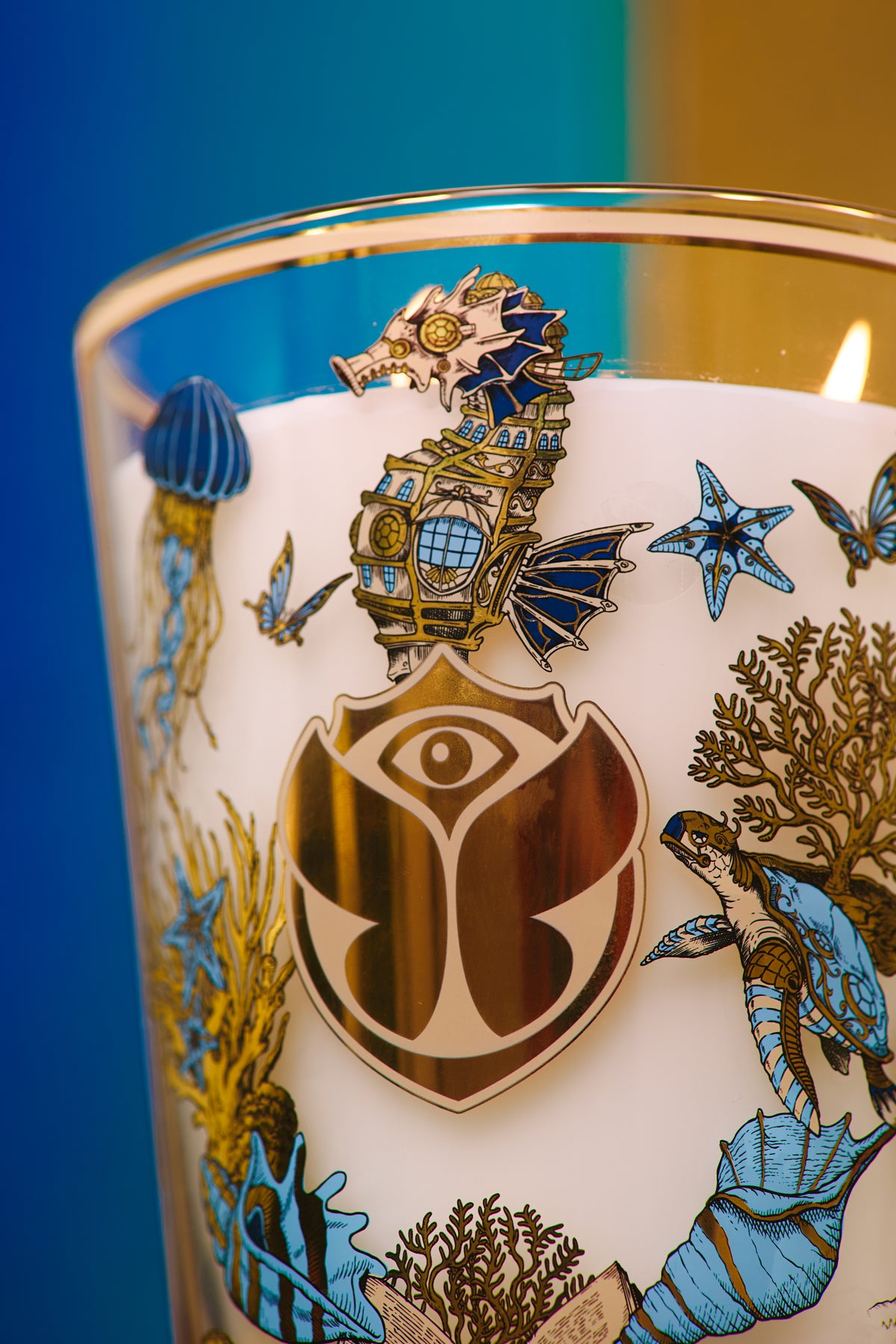 Aroma svíčka TOMORROWLAND hruška, konvalinka a mech