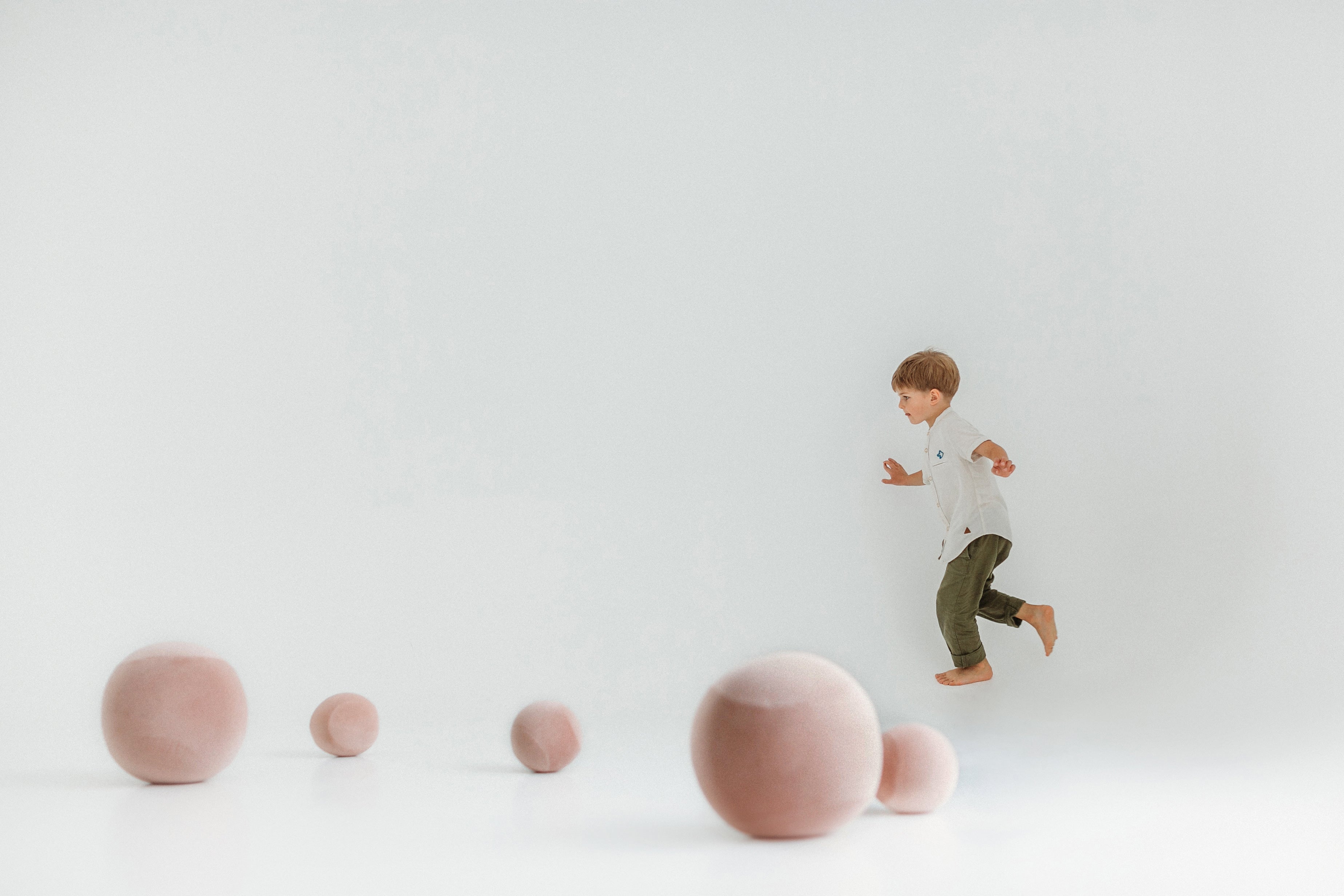 Upholstered Children's Pouf BABY SPHERIC