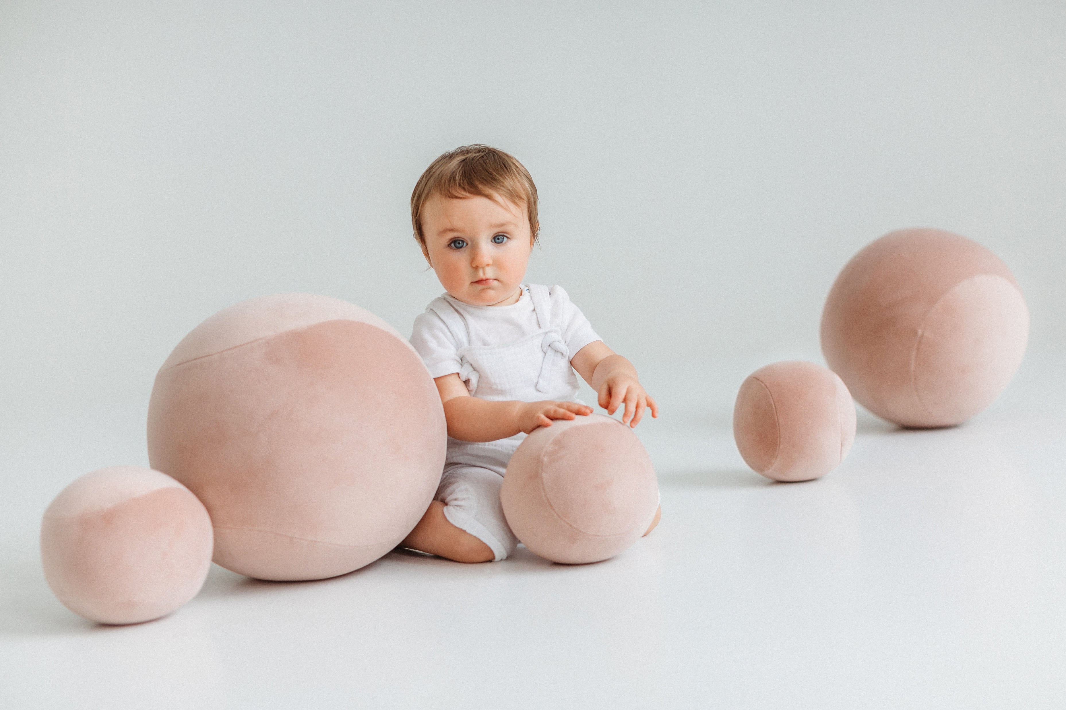 Upholstered Children's Pouf BABY SPHERIC