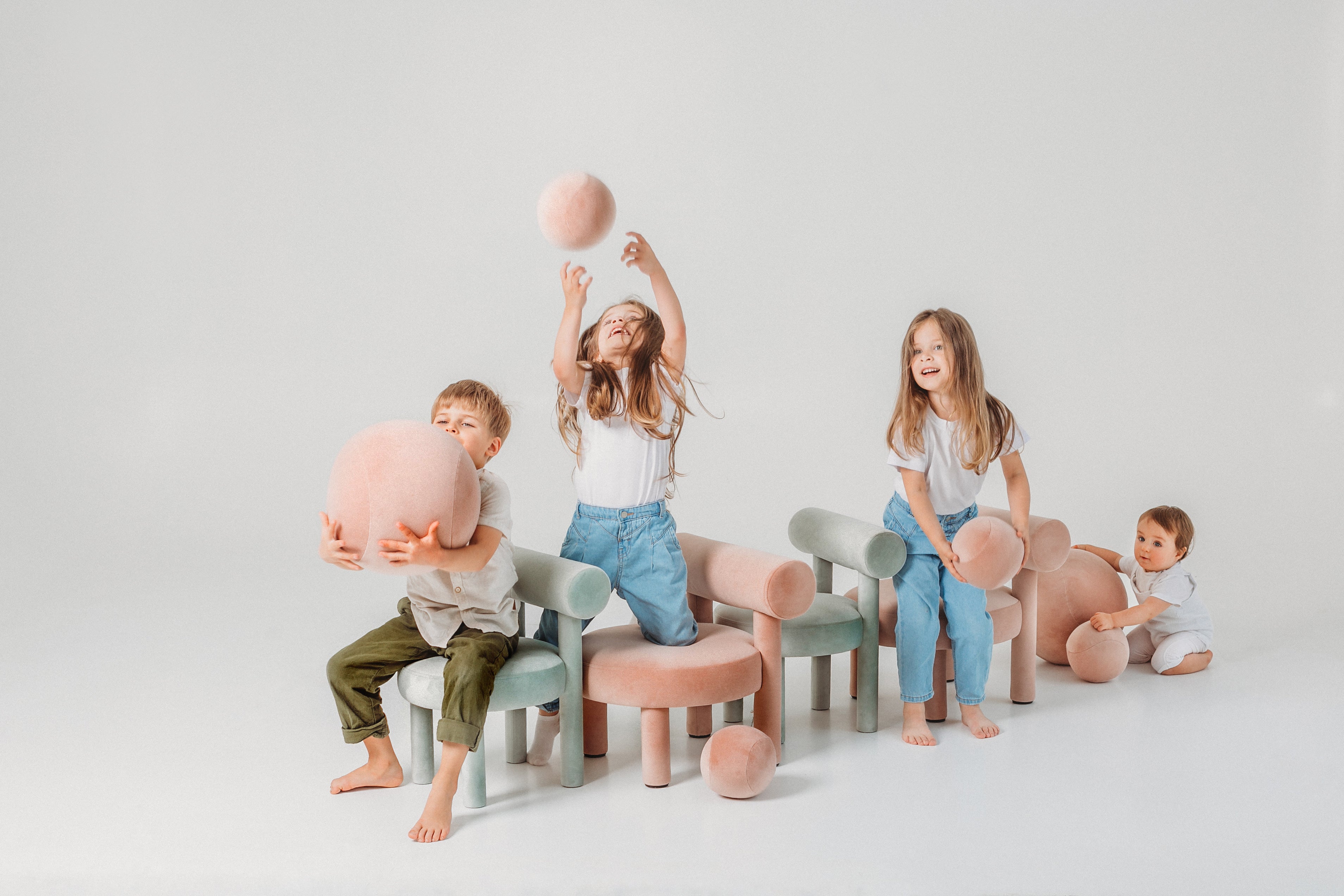 Dětské křeslo BABY GROPIUS CS1 čalouněné