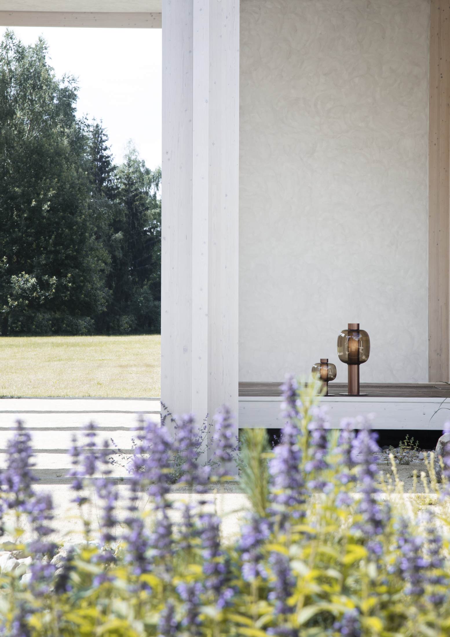 Outdoor floor lamp BONBORI blown glass