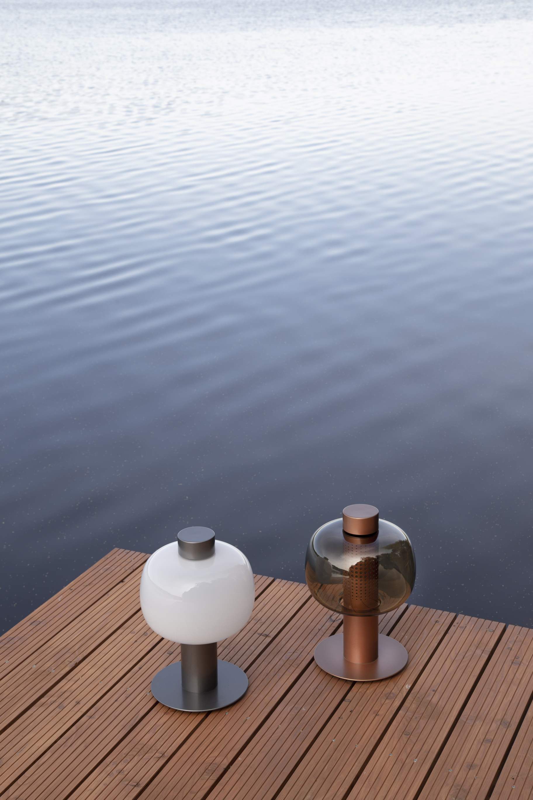 Outdoor floor lamp BONBORI blown glass