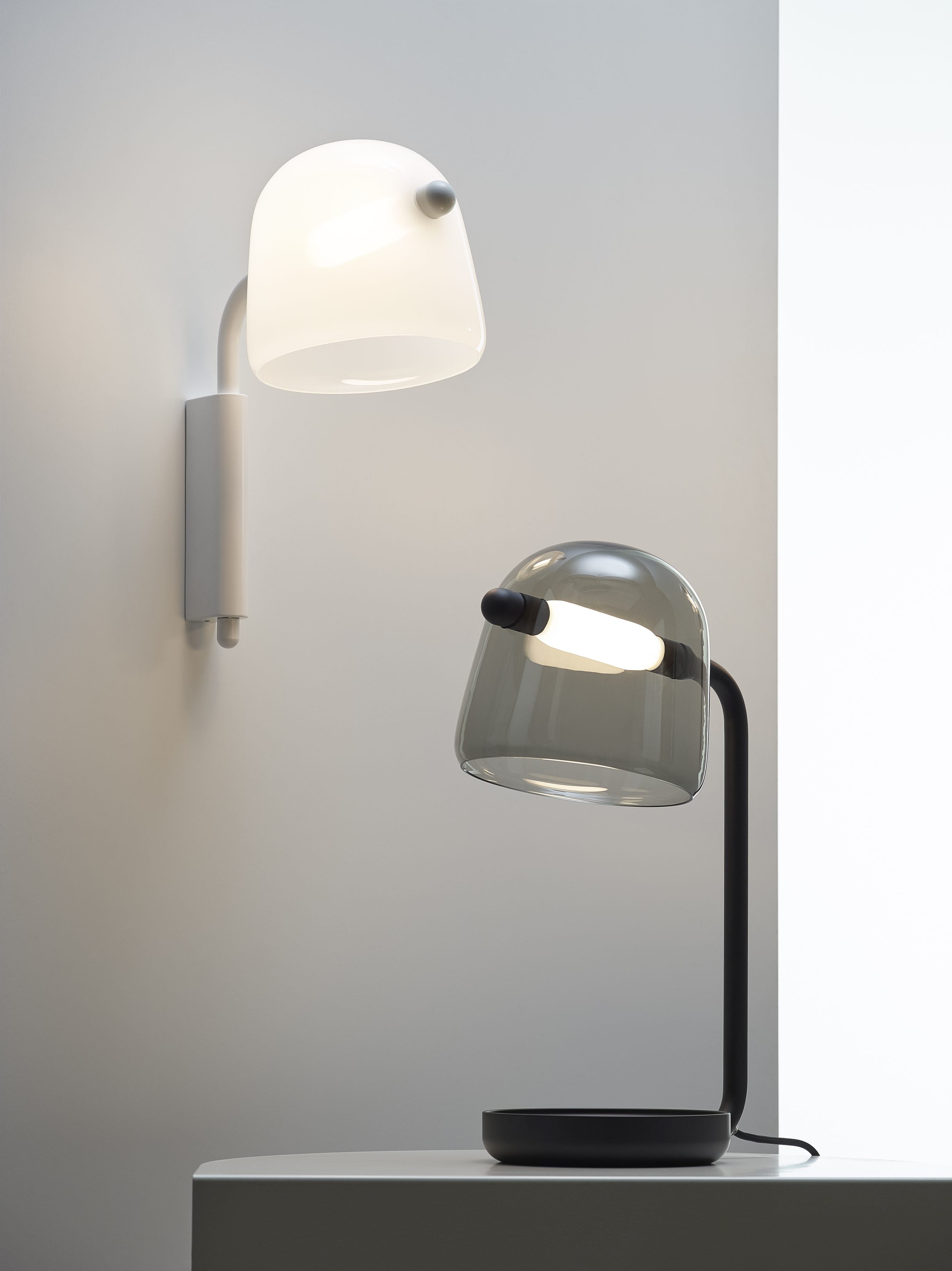 MONA wall lamp with cream base