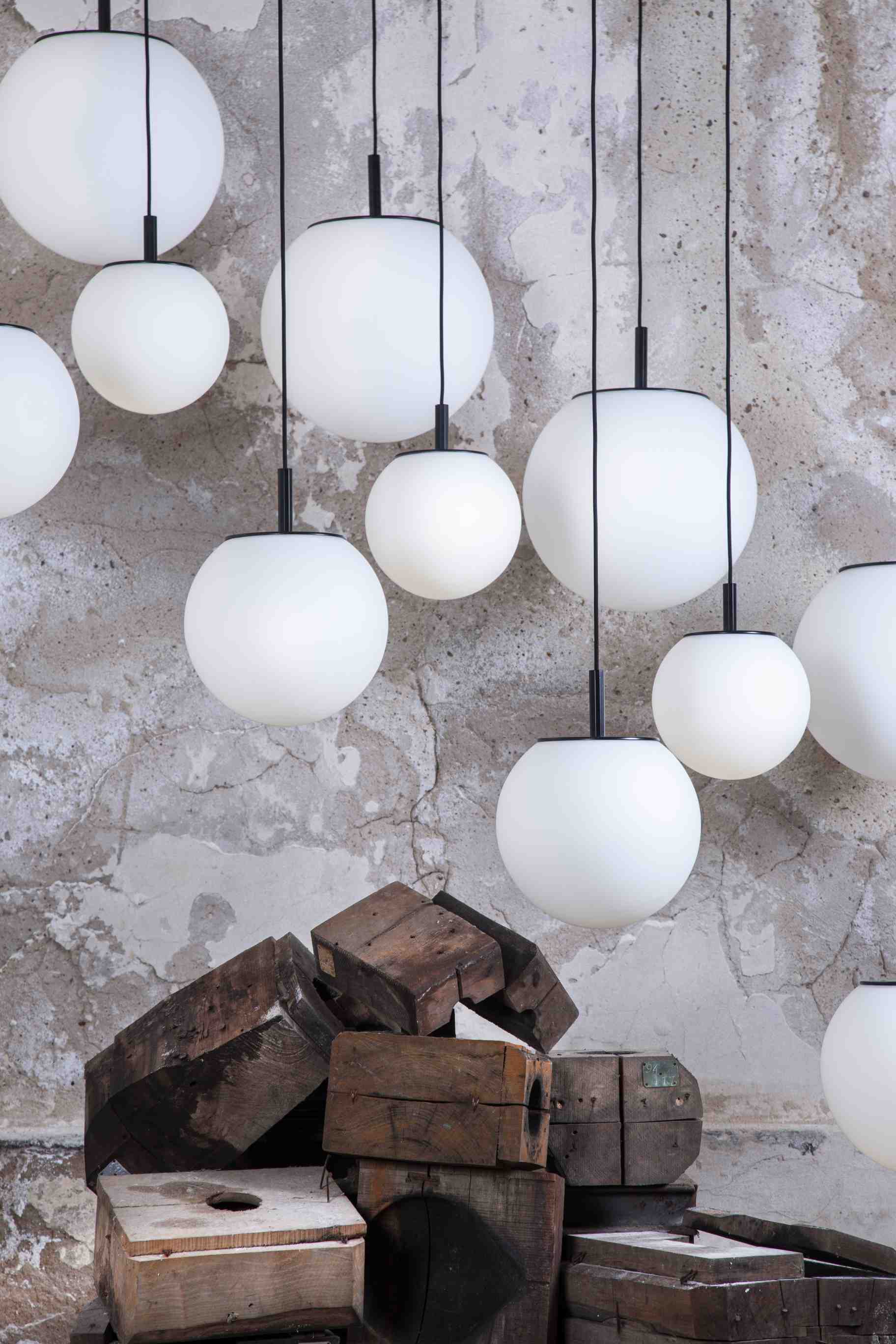 Hanging lamp sphere matte glass