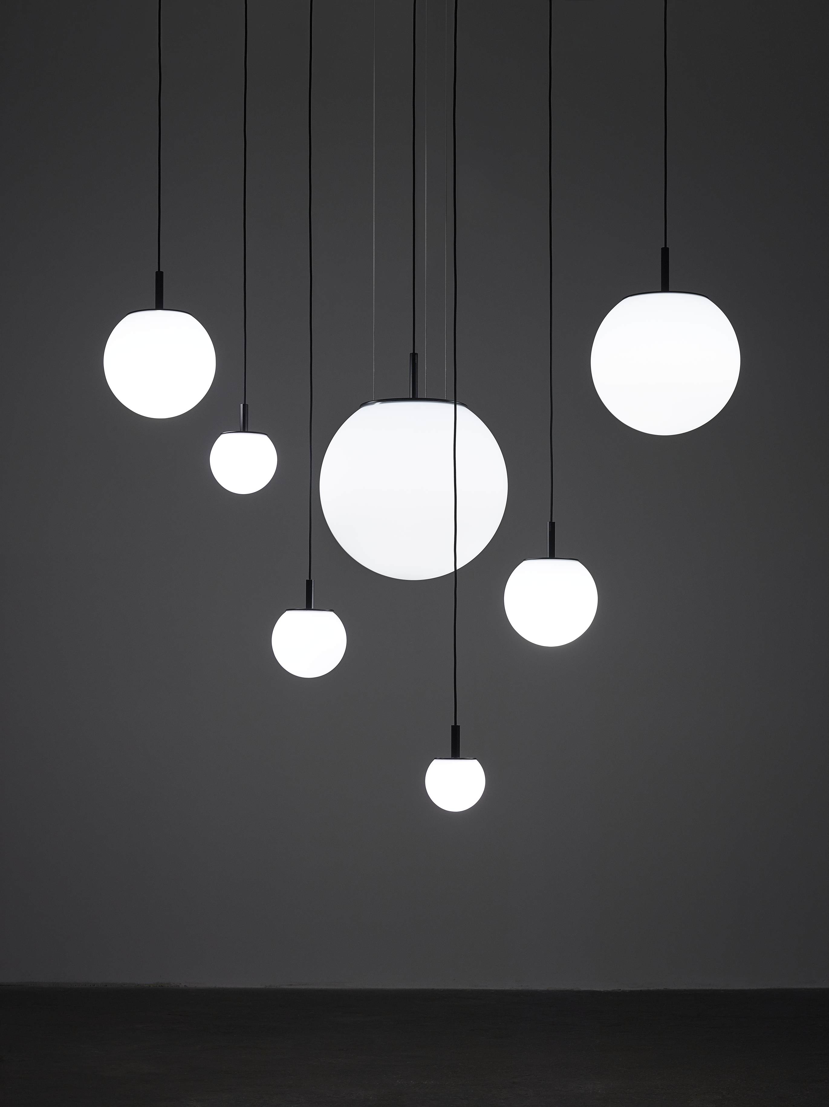 Hanging lamp sphere matte glass
