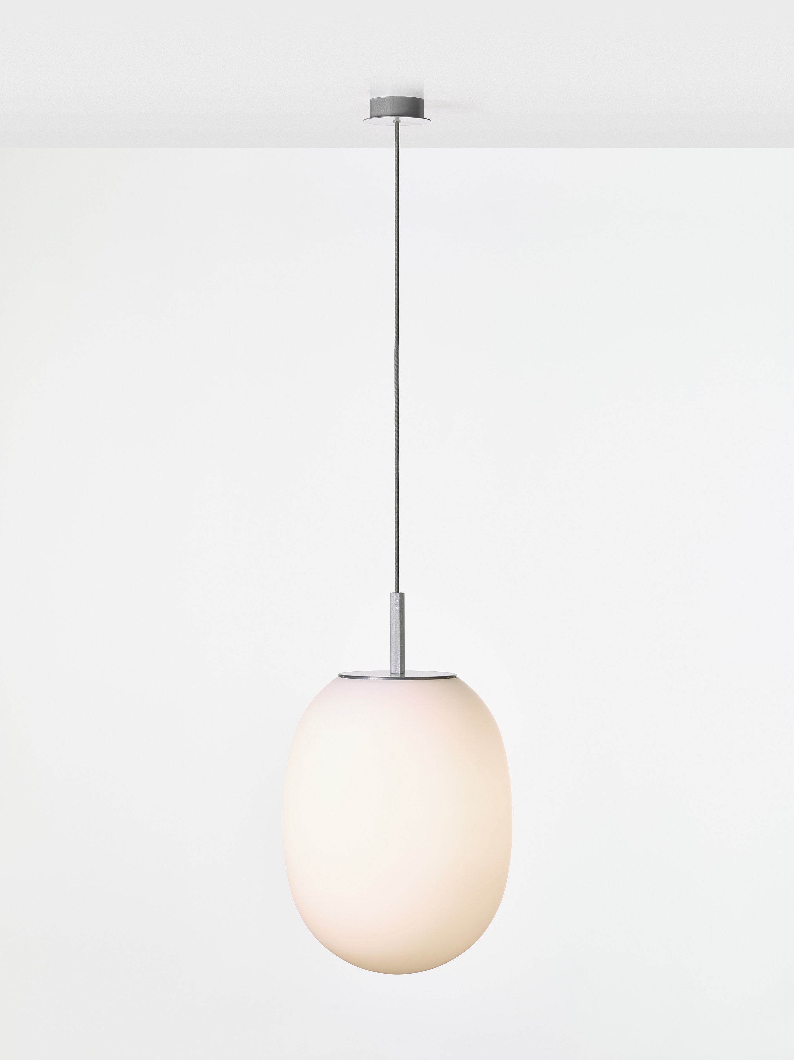 Závěsné svítidlo SFERA OVAL matné sklo