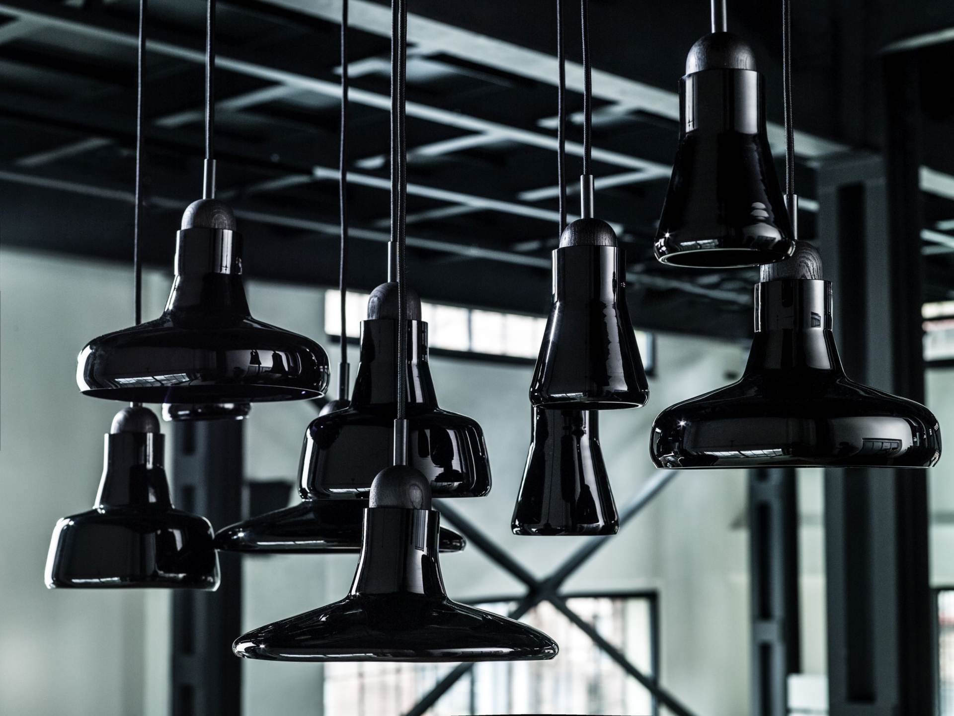 Závěsné svítidlo SHADOWS PC895 lesklé sklo