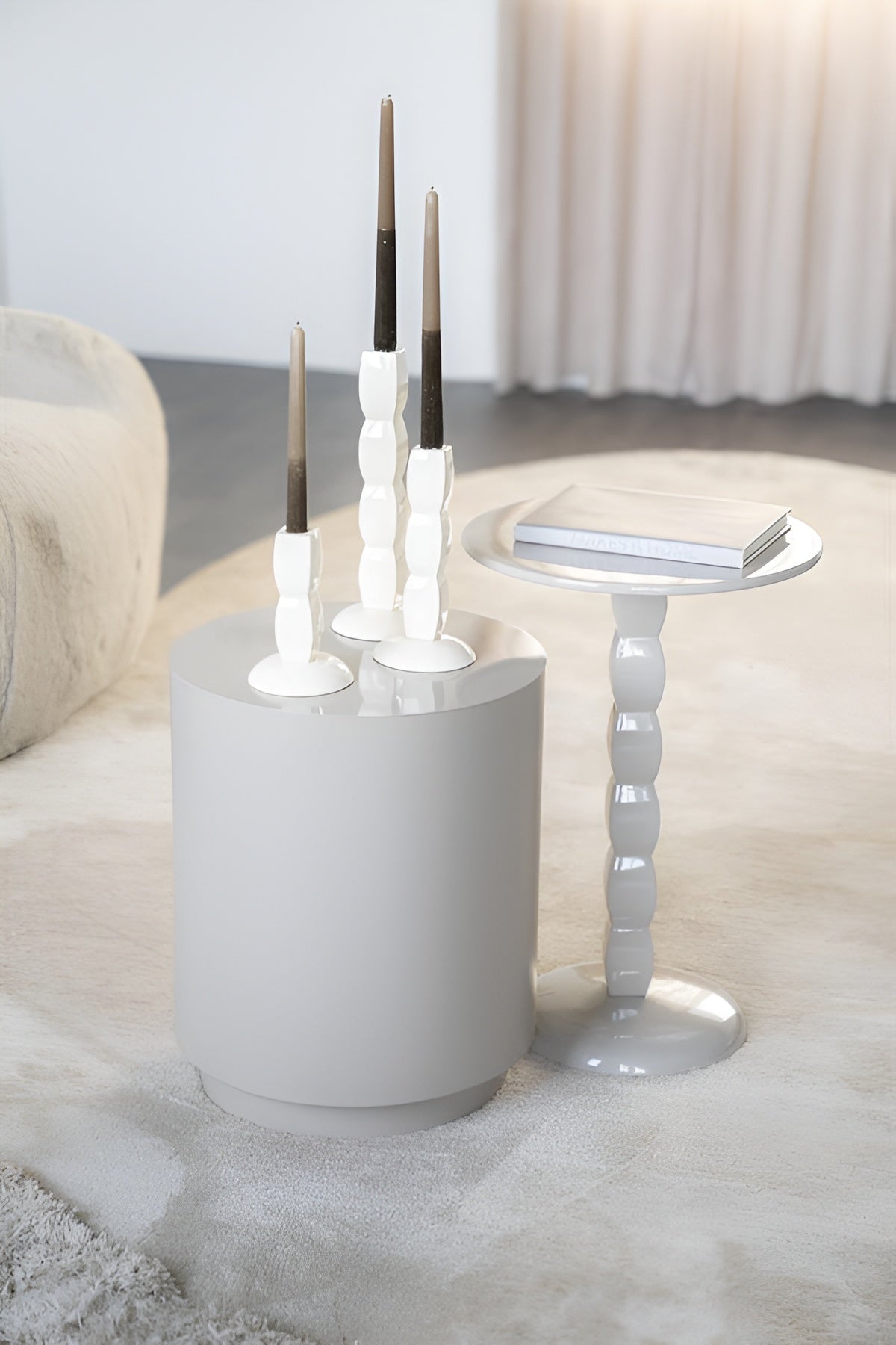 Boční stolek MESITA hnědý