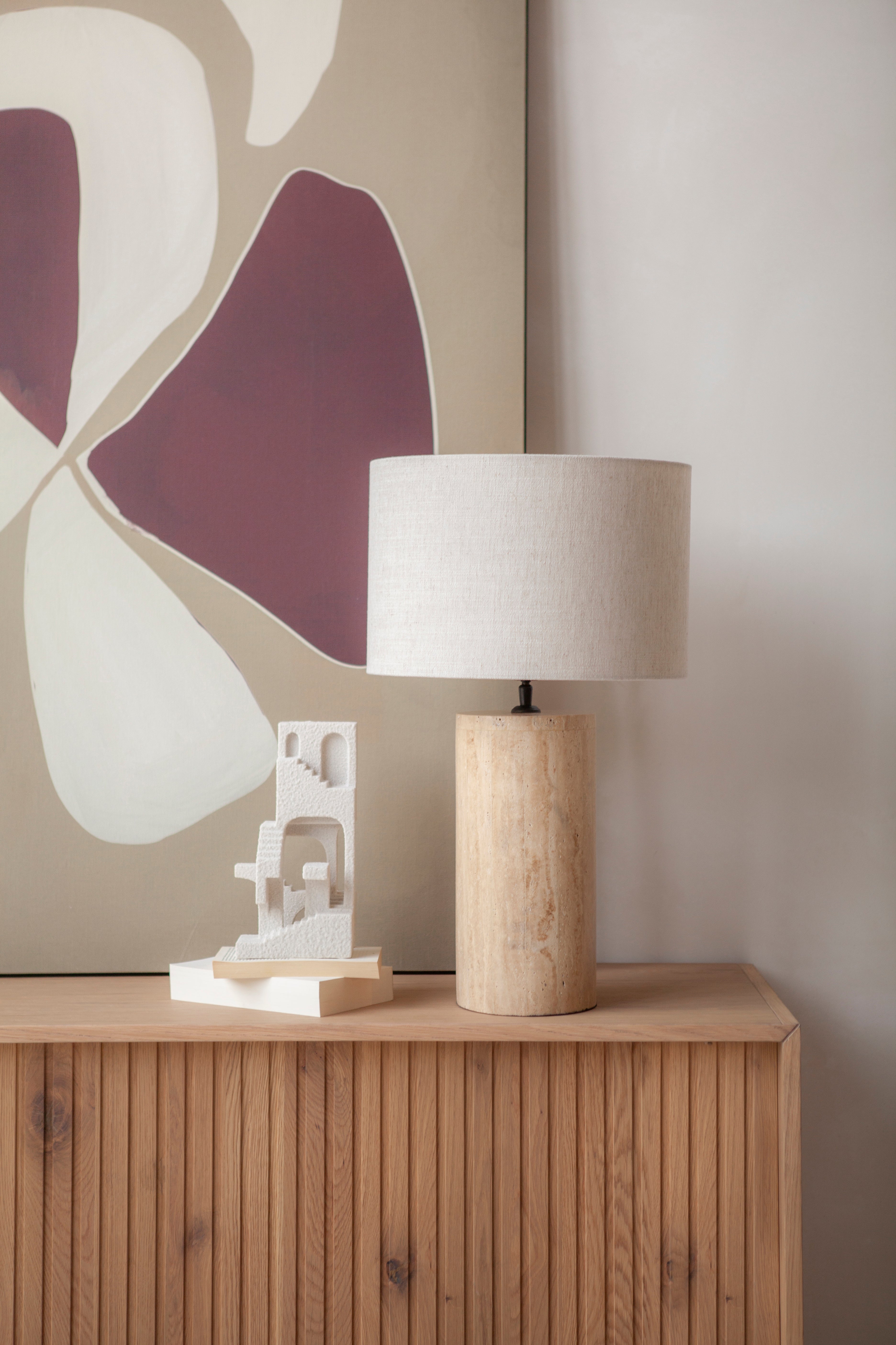 Stolní lampa AMARA travertin s béžovým stínidlem