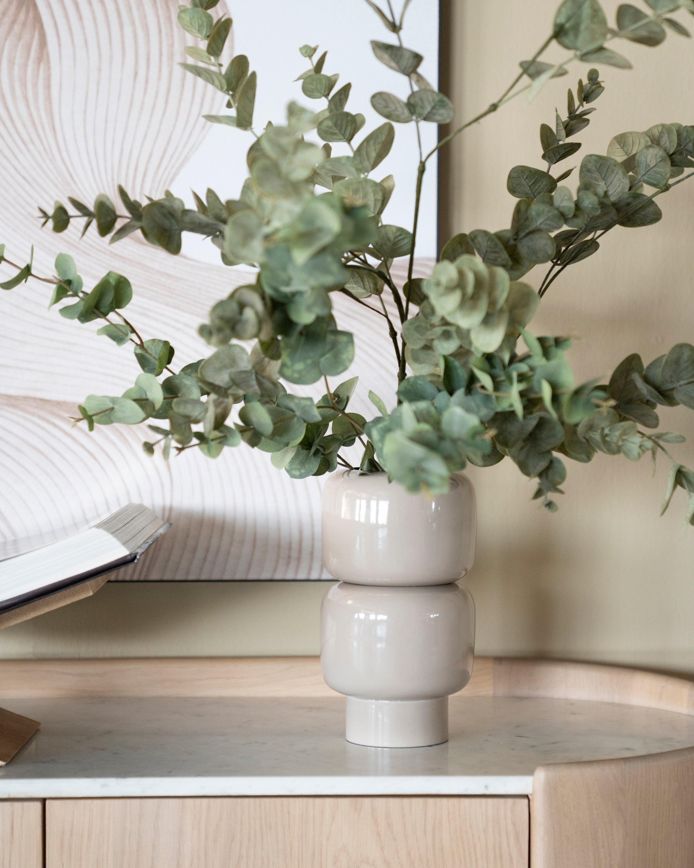 ROLLO Burgundy Vase
