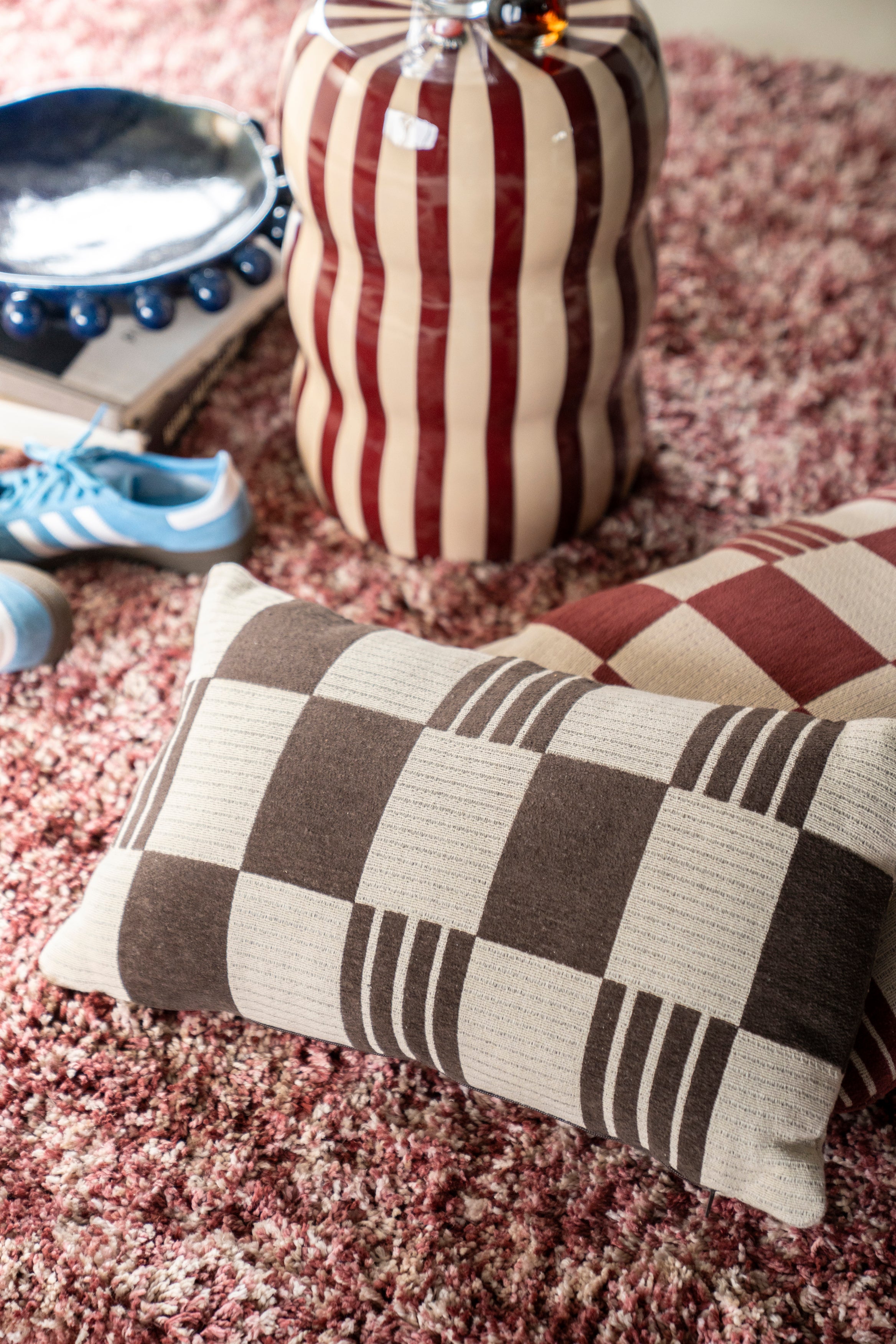 TWIST Pillow brown with beige