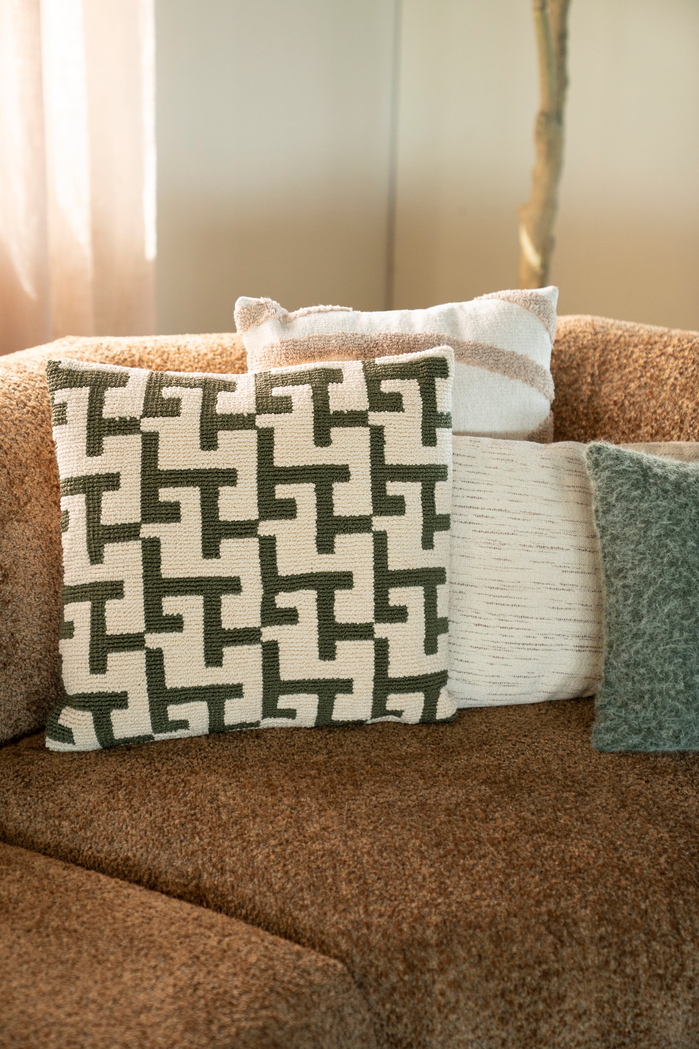 ZIGGY cushion burgundy with beige