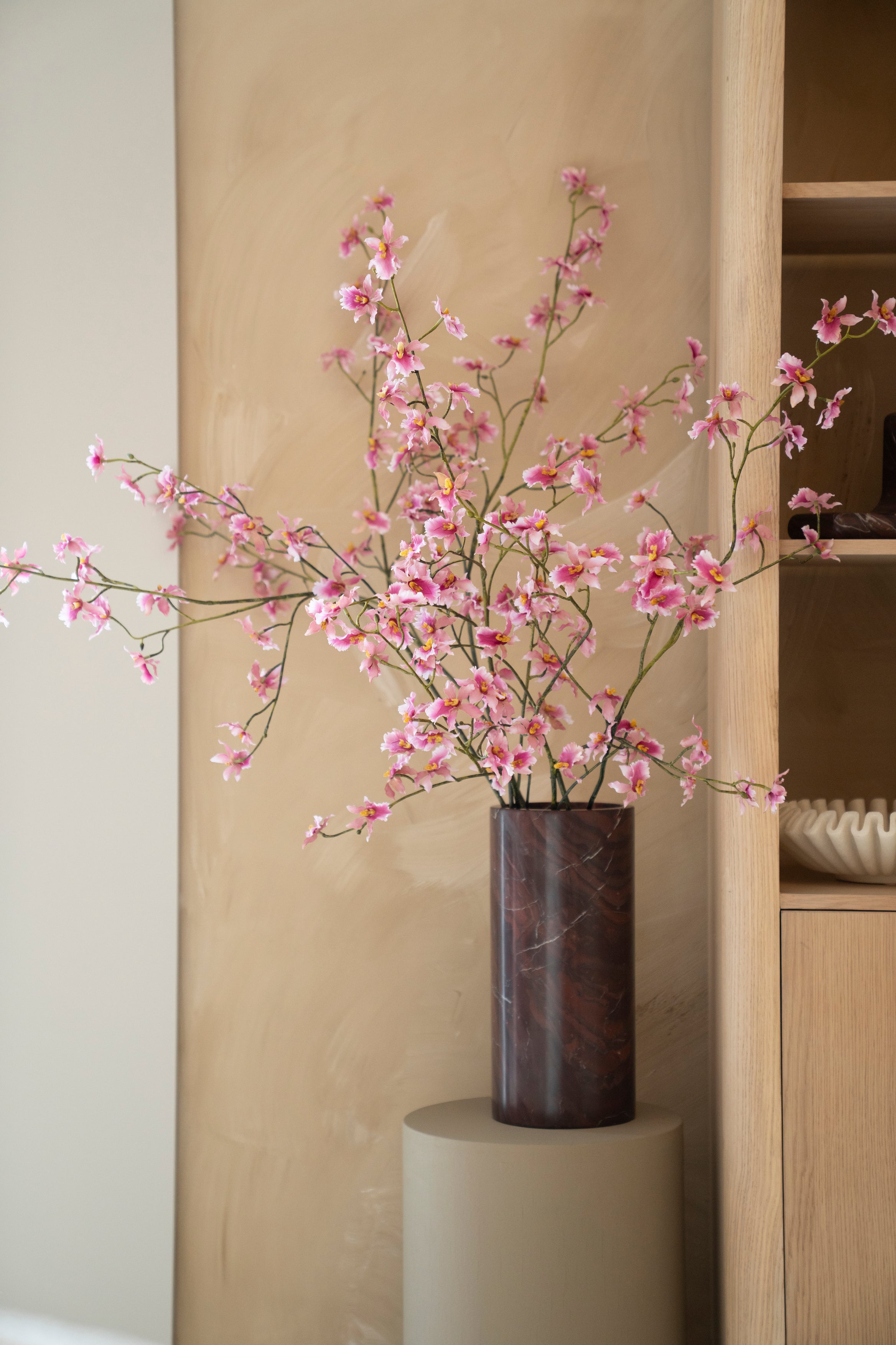 ROSSO vase brown marble