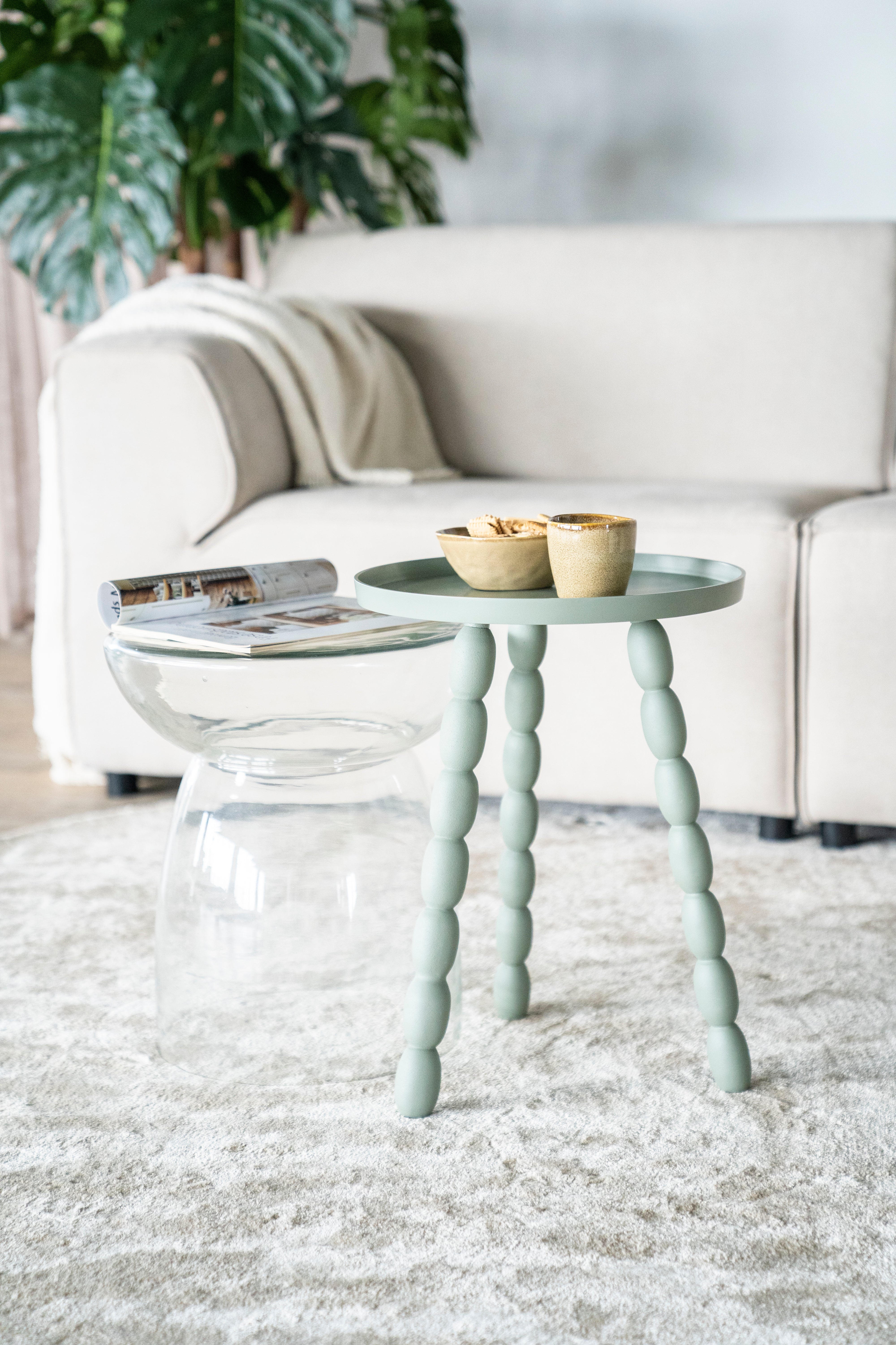 BEAN side table green