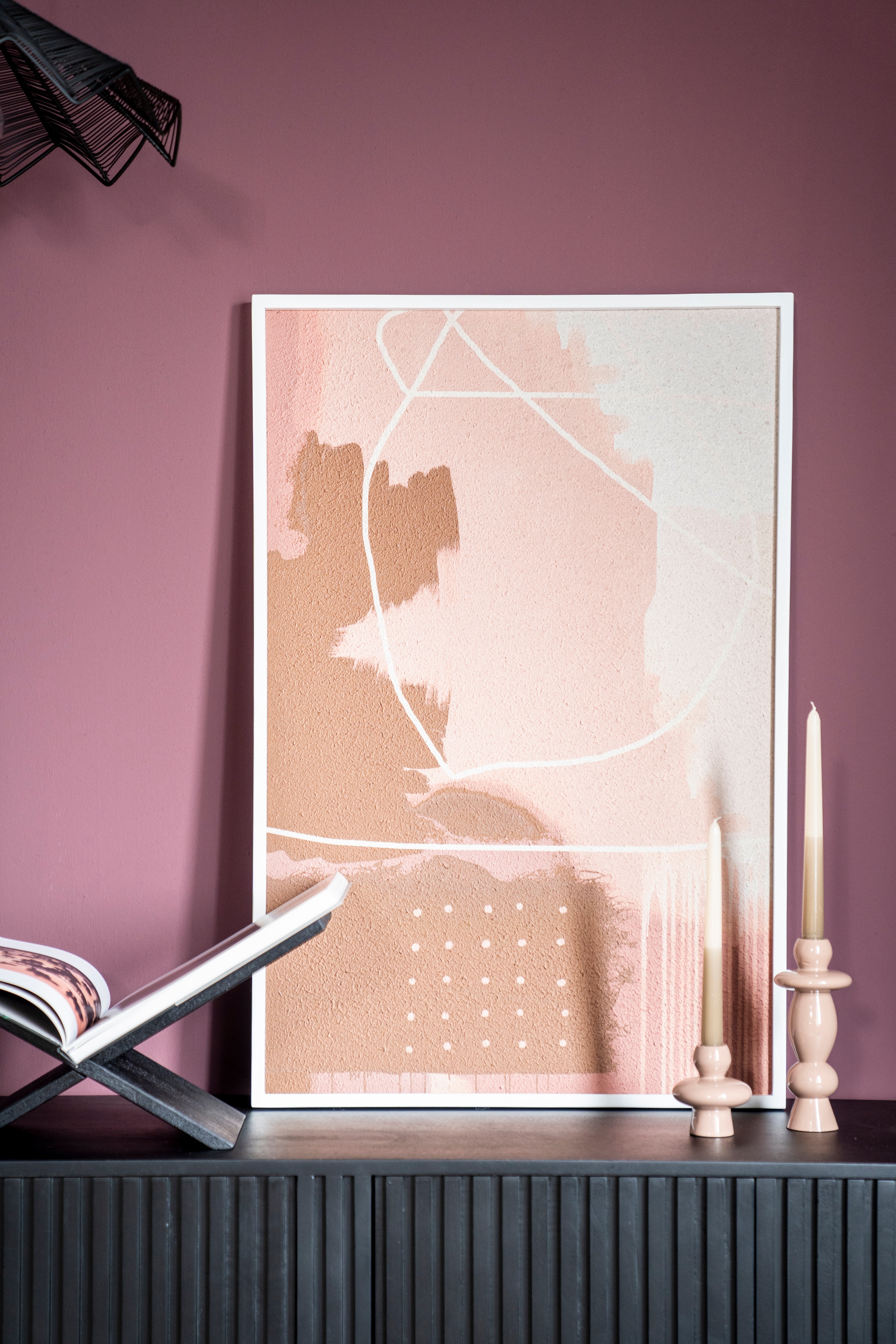 TEE Book Stand black mango wood